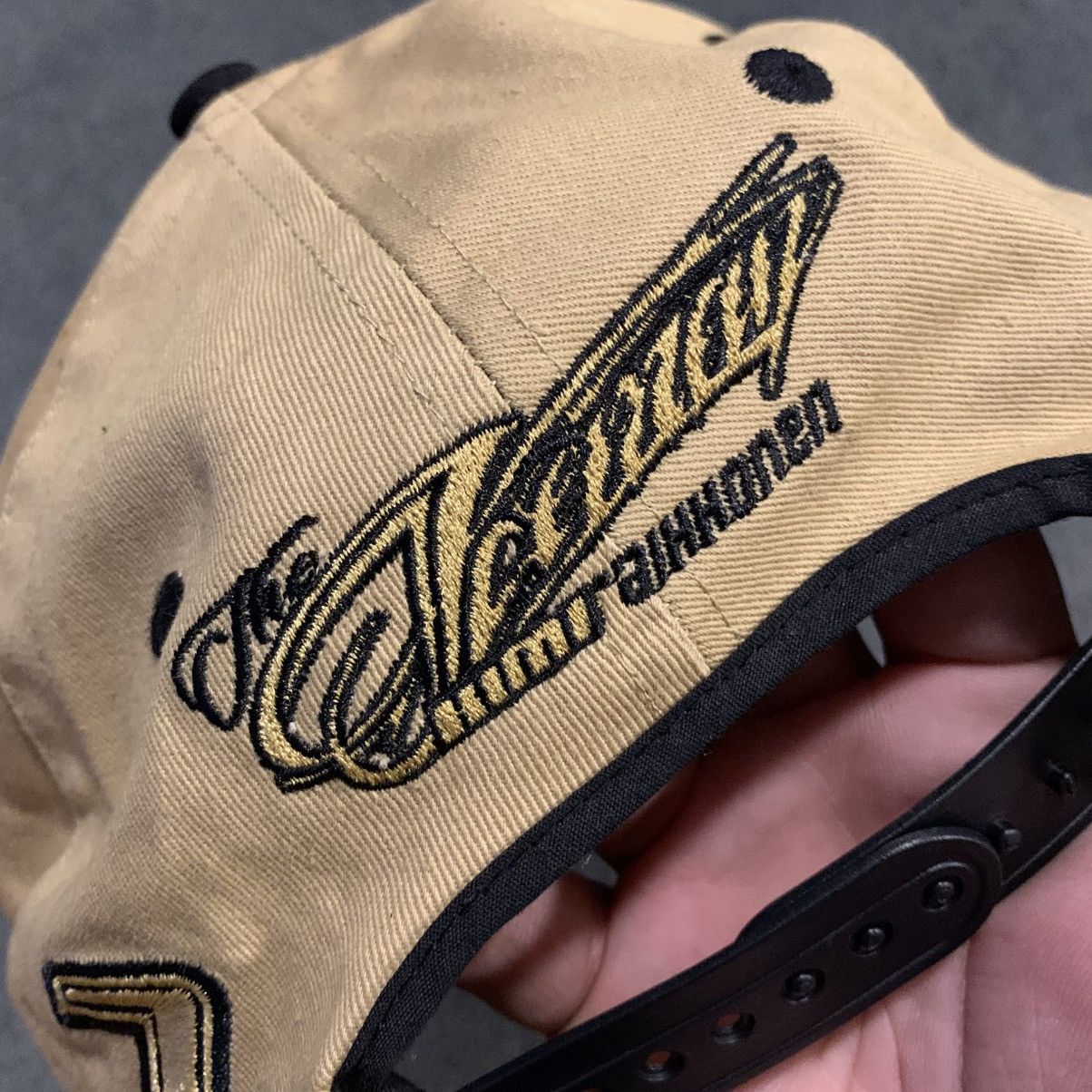 Formula 1 RARE Kimi Räikkönen 2013 Lotus F1 "The Iceman" Cap Size ONE SIZE - 8 Thumbnail