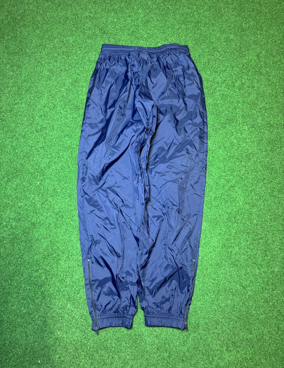 Nike × Vintage Vintage 90s Nike Nylon Blue Joggers Adjustable Waist 26x28 Size US 26 / EU 42 - 4 Thumbnail
