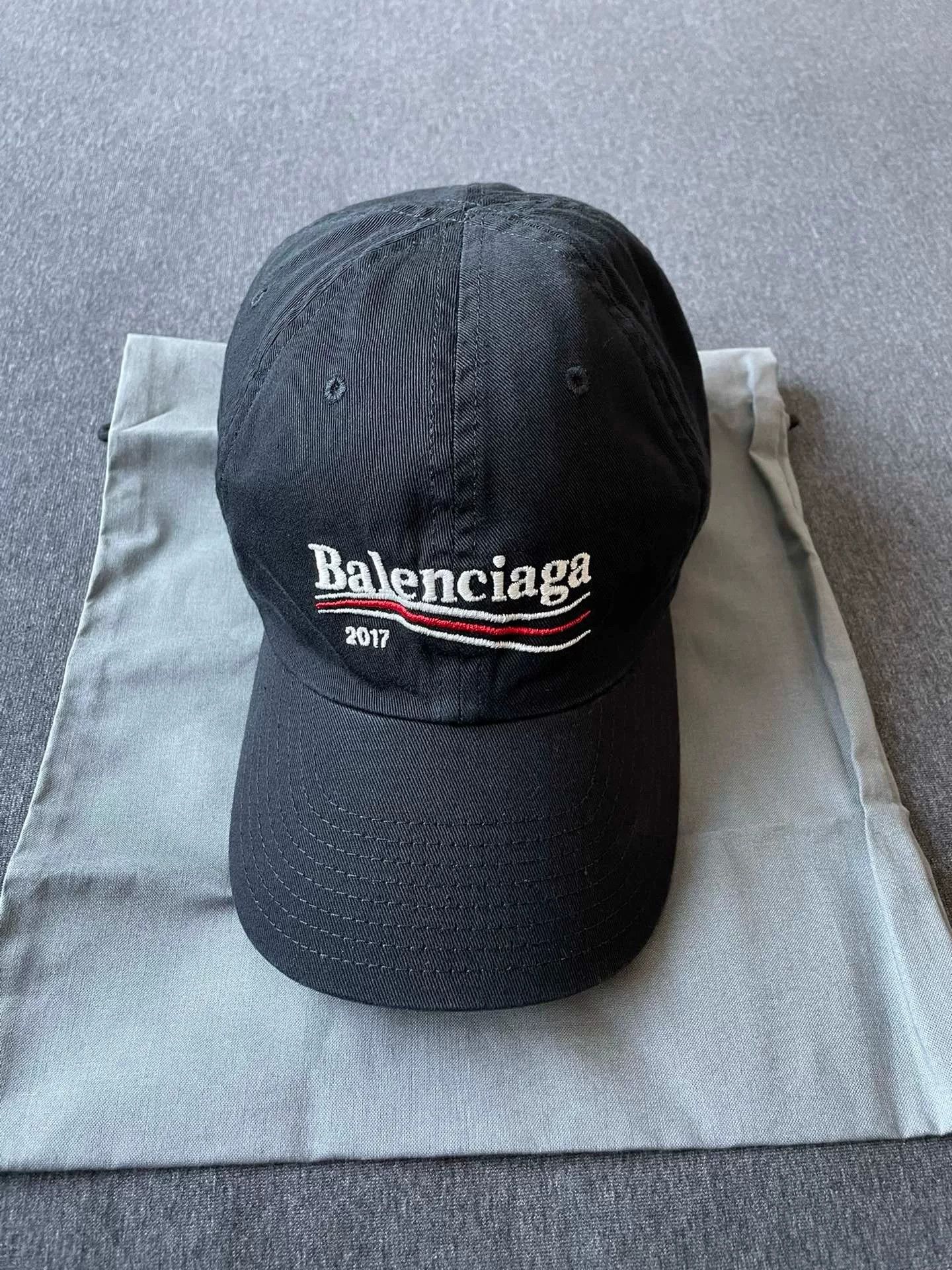 Balenciaga Balenciaga Embroidered Logo Baseball Cap Size ONE SIZE - 1 Thumbnail