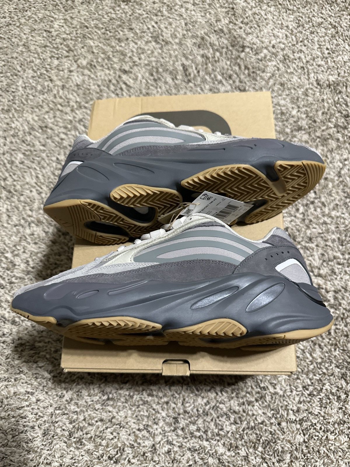 Yeezy Adidas Yeezy Boost 700 V2 Tephra Size US 10.5 / EU 43-44 - 1 Thumbnail