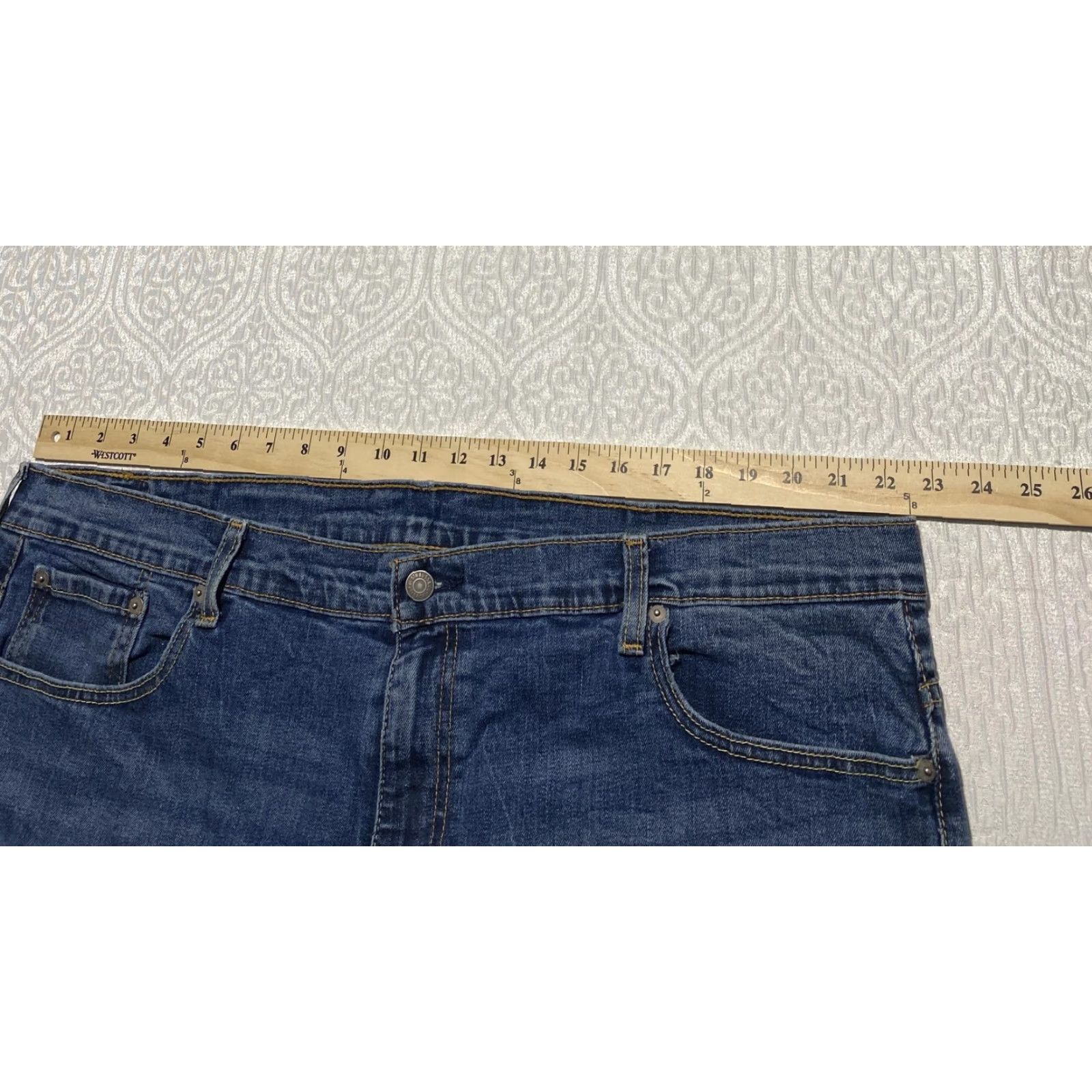 Levi's VINTAGE Levi's 569 Jeans Mens 44x30 Blue Comfort Fit Denim Pants Medium Wash Size US 44 / EU 60 - 3 Thumbnail