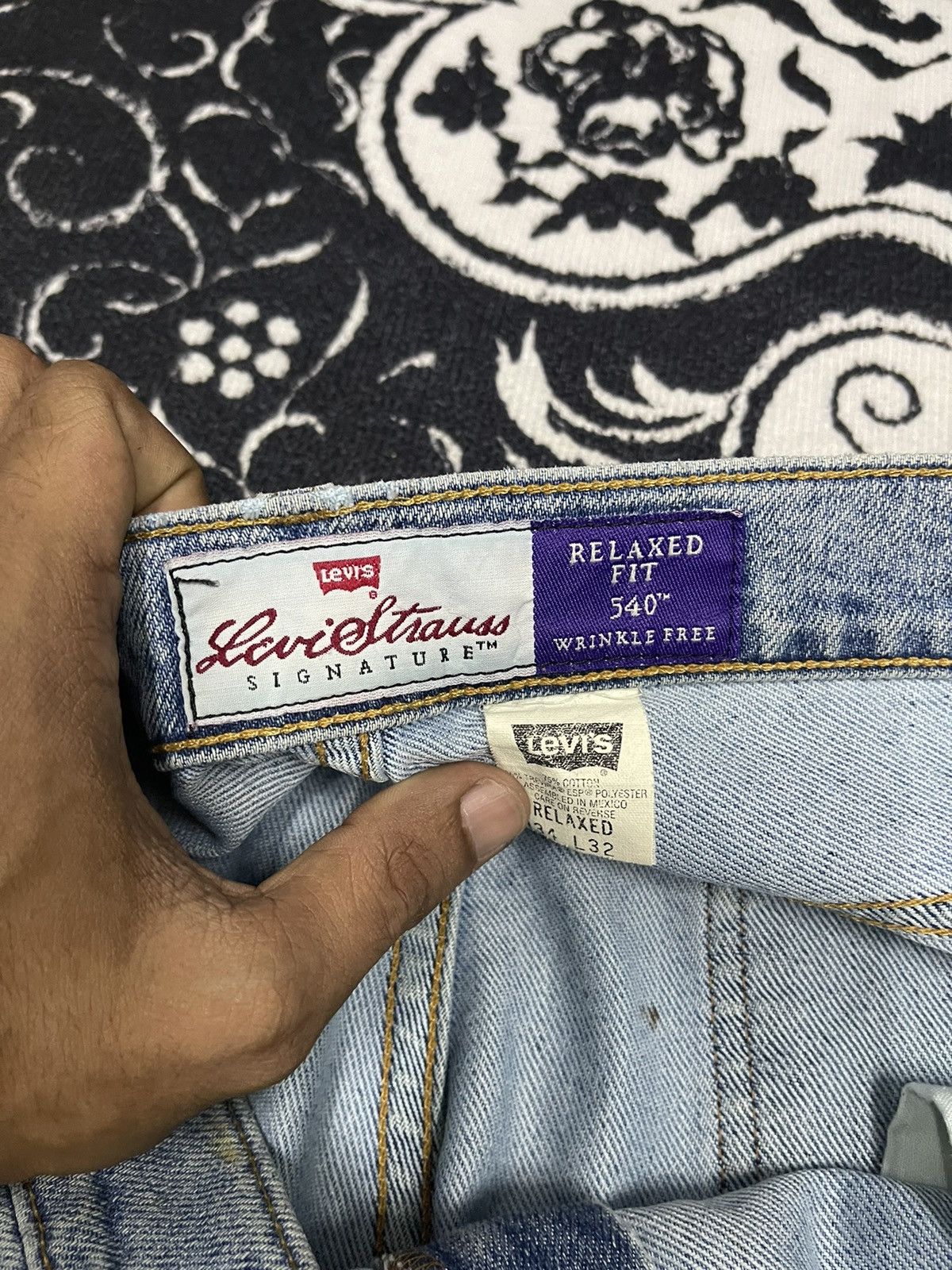 Levi's 90s LEVIS 540 BAGGY JEANS SPLASH PAINT JEANS 34x32 Size US 34 / EU 50 - 10 Thumbnail