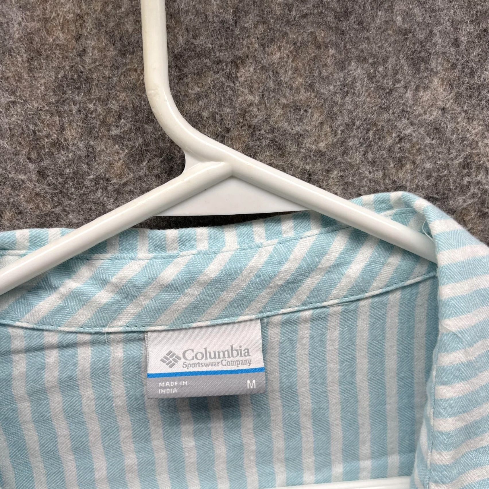 Vintage Columbia Shirt Women Medium Blue Striped Button-Up Casual Preppy Long Sleeve Shirt Size M / US 6-8 / IT 42-44 - 6 Thumbnail