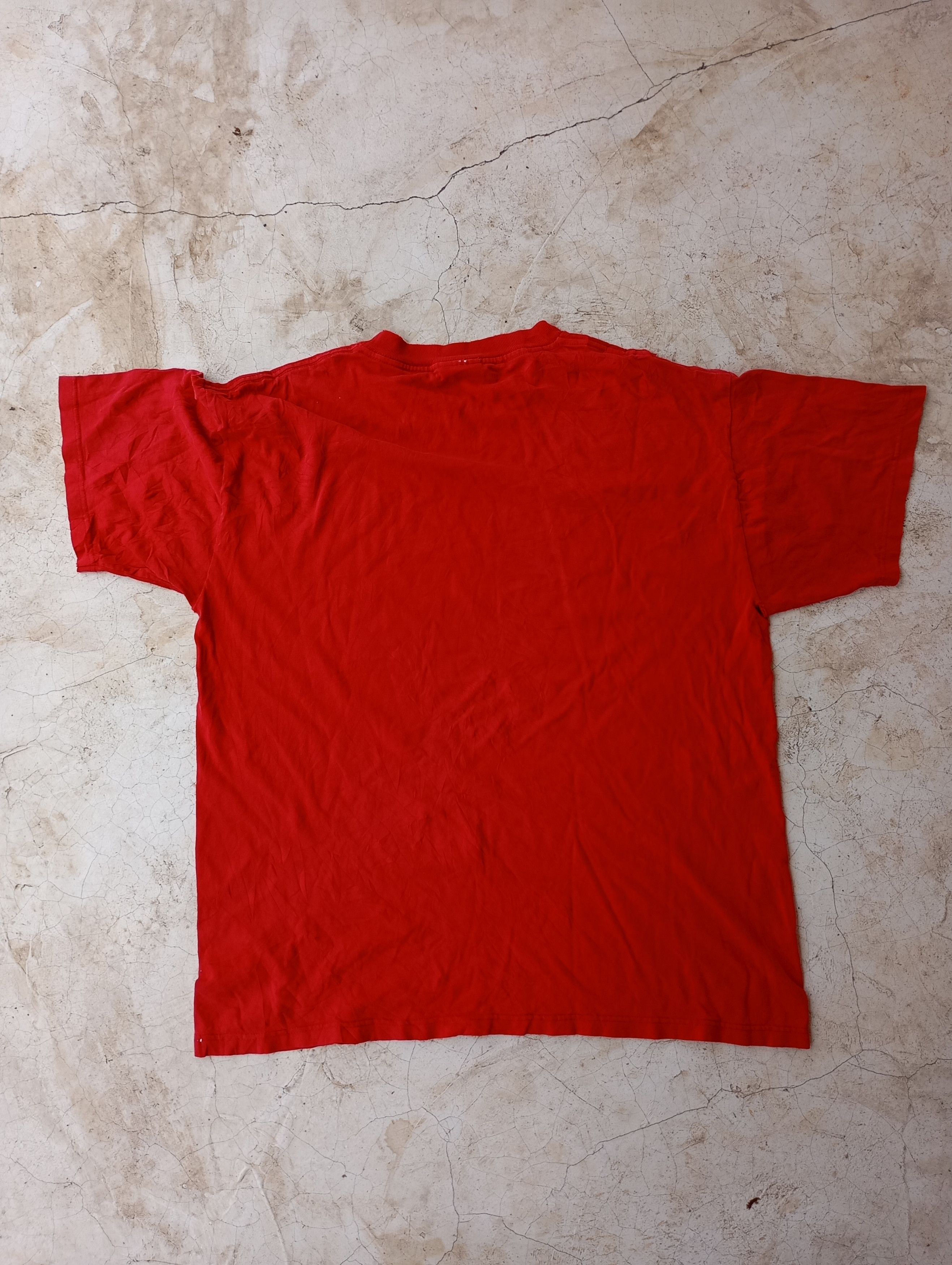 Vintage Vintage 2000s Weezer Band T shirt Size US L / EU 52-54 / 3 - 8 Thumbnail