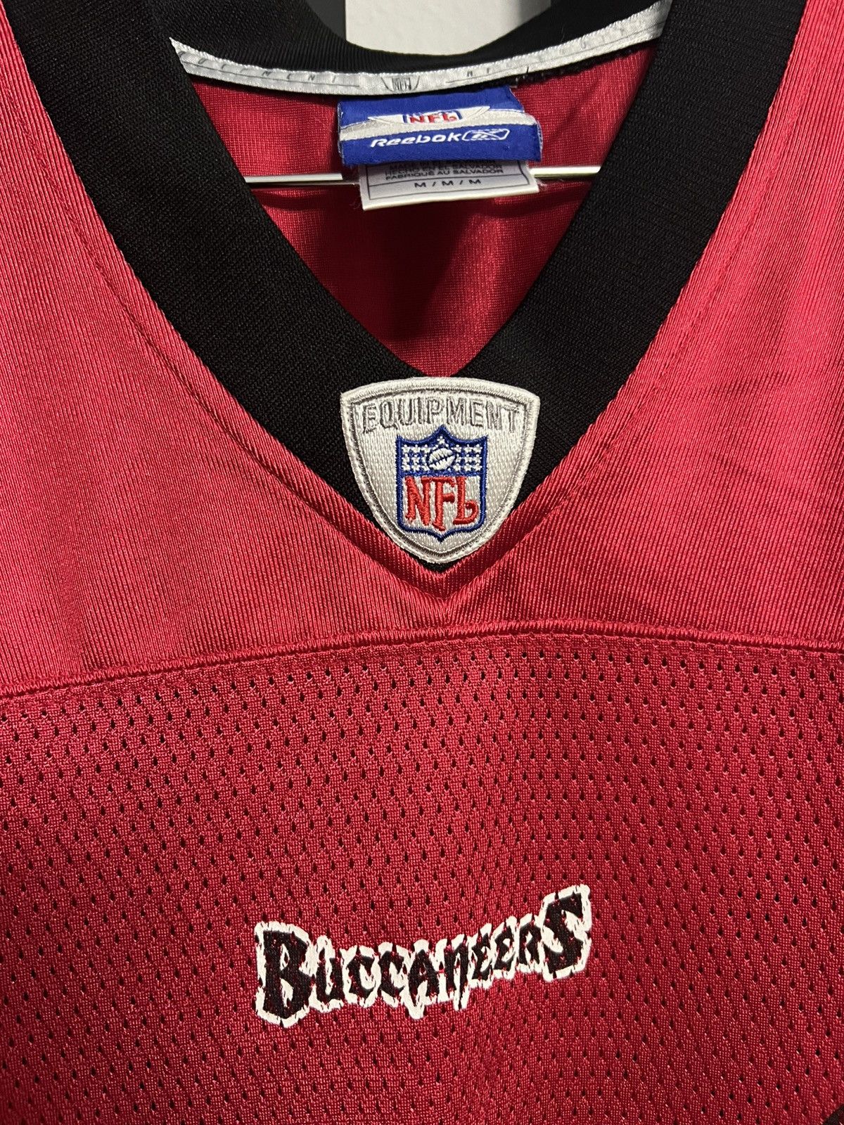 NFL Bucs Jersey Size US M / EU 48-50 / 2 - 4 Thumbnail