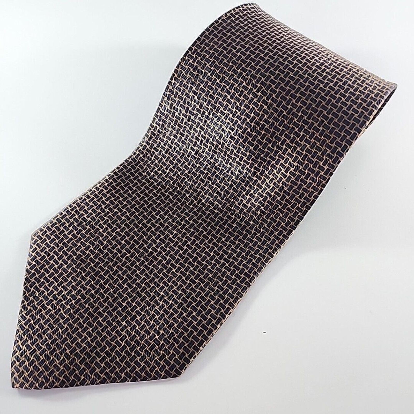 The Unbranded Brand Tongue Tied Gold & Black Patterned Silk Necktie - Like New Size ONE SIZE - 3 Thumbnail