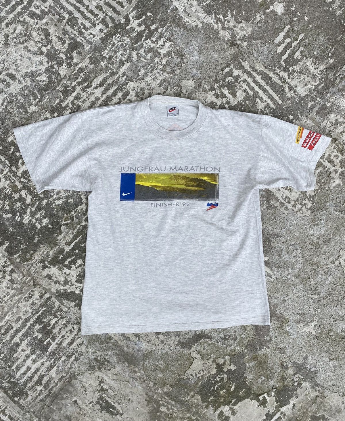 Nike VINTAGE NIKE JUNGFRAU MARATHON 97’ TEE Size US L / EU 52-54 / 3 - 1 Thumbnail