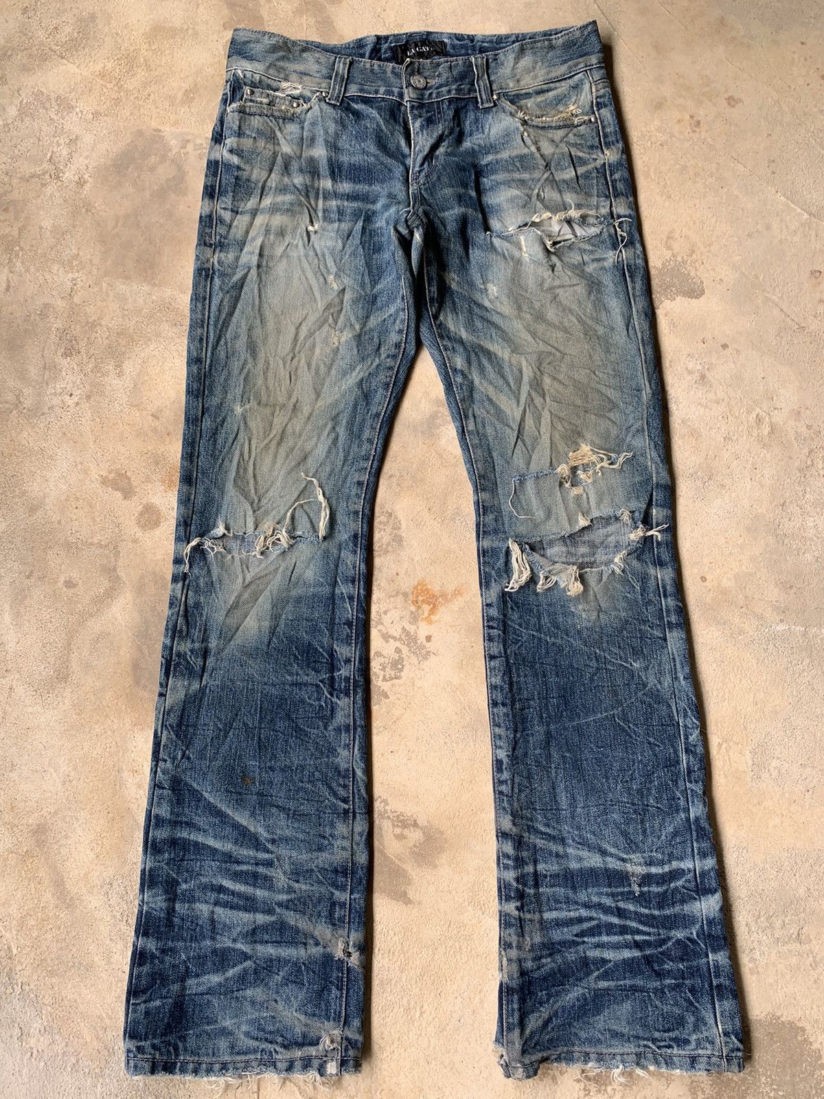image of La Gate Flare Distressed Denim in Blue, Men's (Size 32)