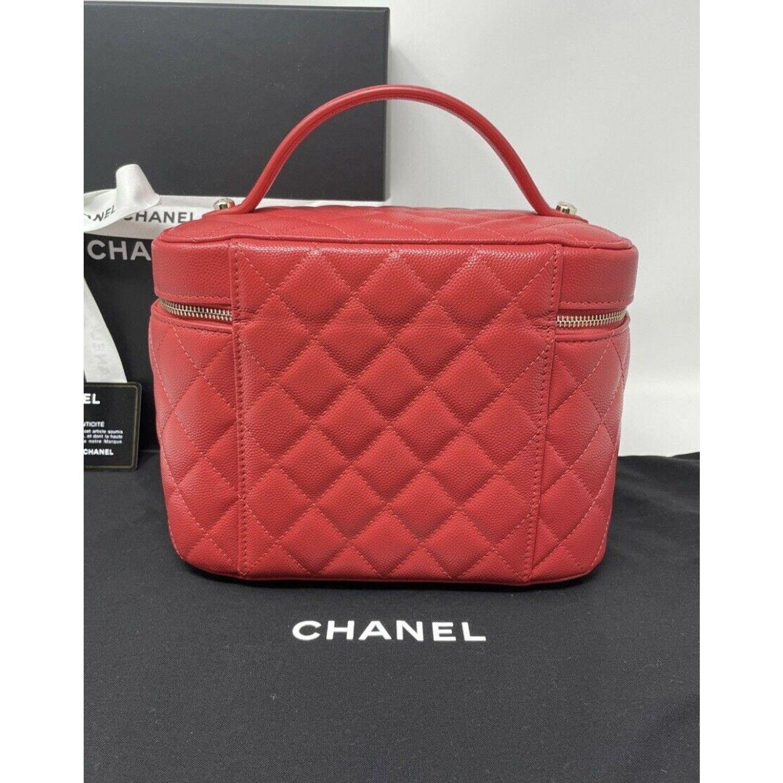Chanel Chanel Vanity Caviar Leather Cosmetic Satchel Bag Red Size ONE SIZE - 4 Thumbnail
