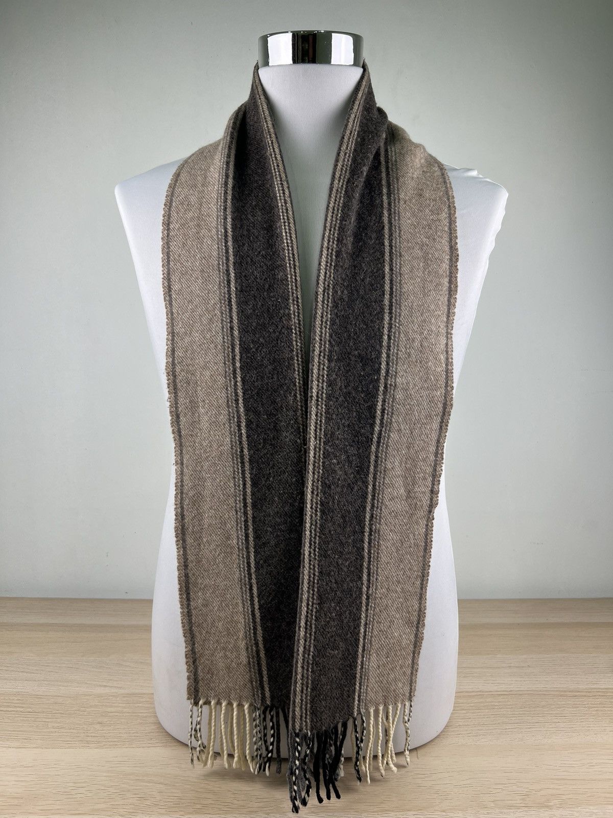 Journal Standard Journal Standard Scarf / Muffler / Neckwear M060 Size ONE SIZE - 1 Thumbnail