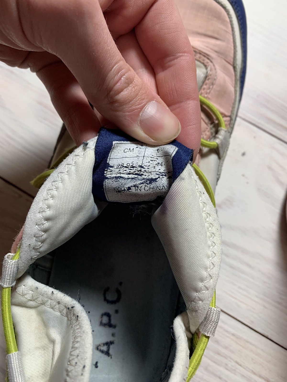 A.P.C. A.P.C running sneakers streetwear Size US 10.5 / EU 43-44 - 8 Thumbnail