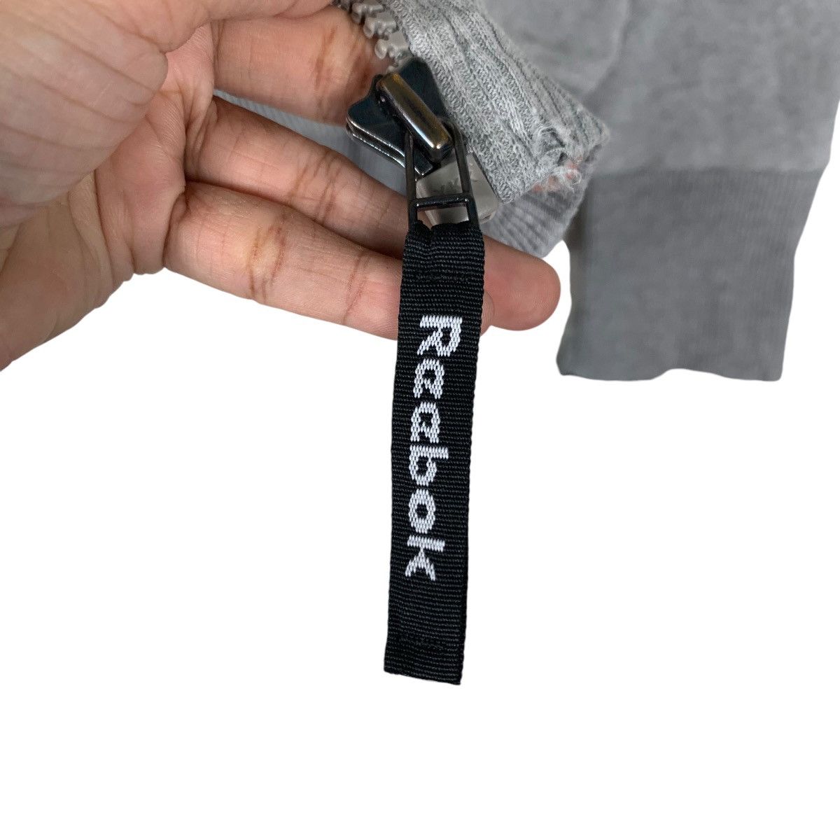 Reebok REEBOK Small Logo Zipper Hoodie Sweatshirt #1341-C60 Size US S / EU 44-46 / 1 - 16 Thumbnail