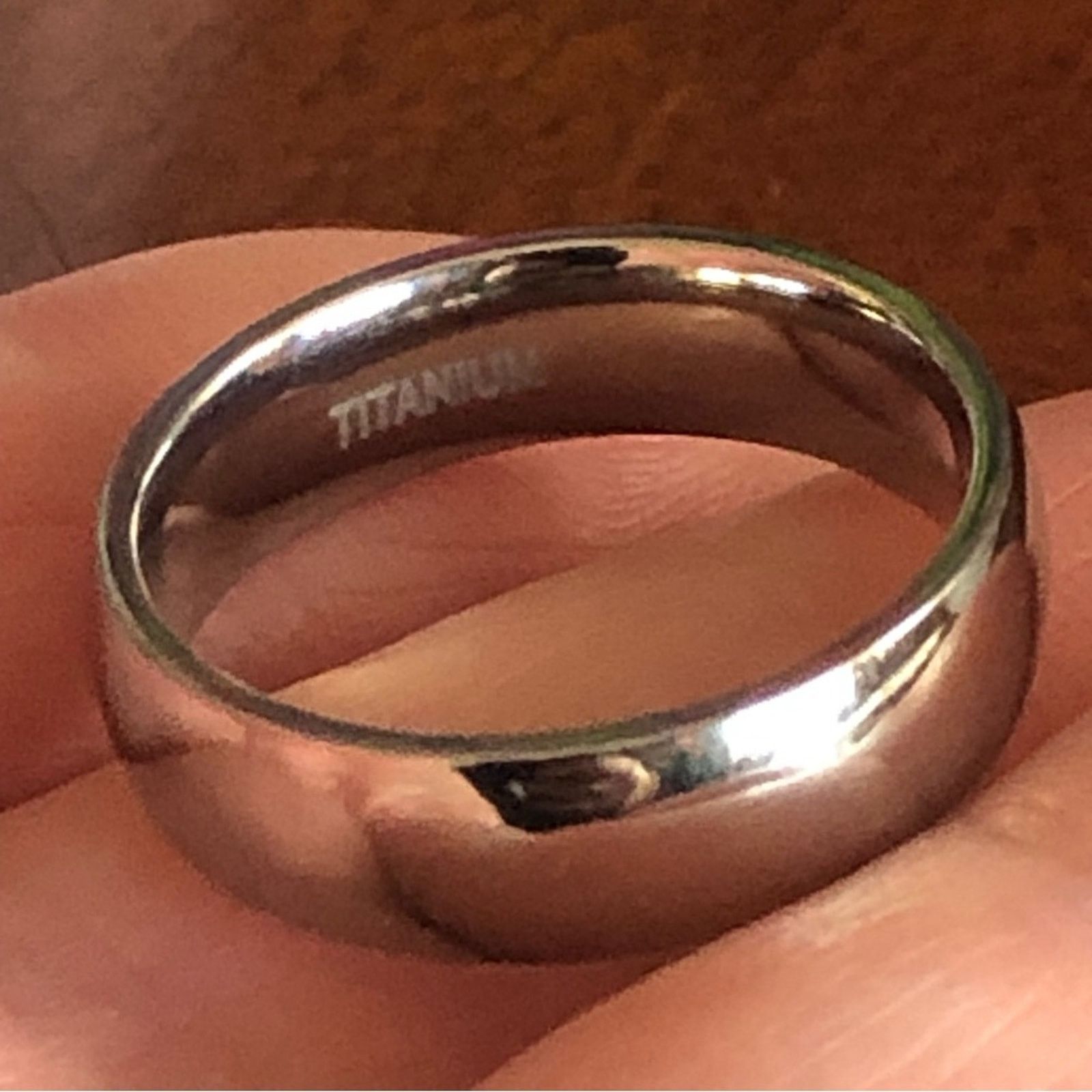 Jewelry Men’s 6mm polished Titanium comfort band ring NIB 9.5 Size ONE SIZE - 3 Thumbnail