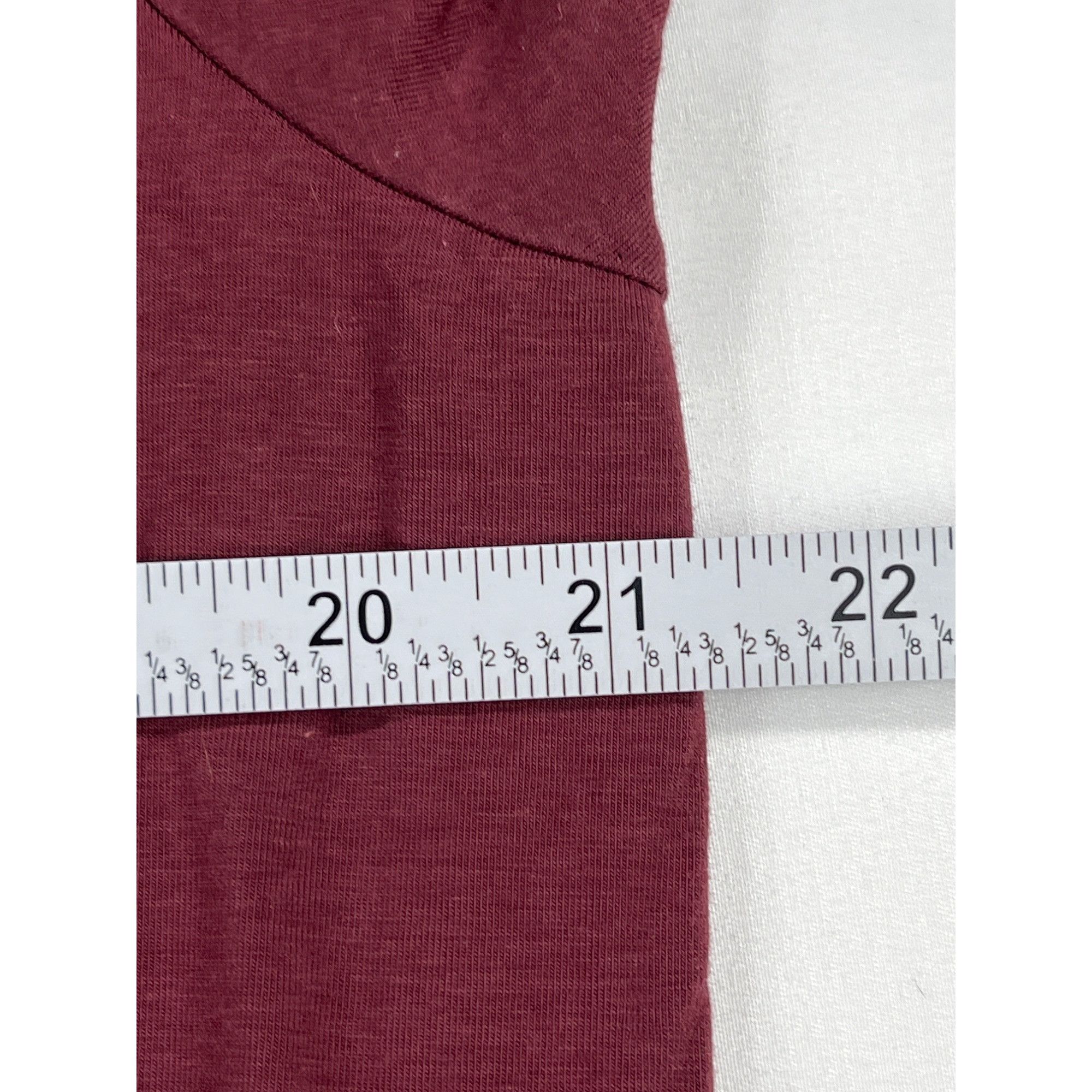 L.L. Bean L.L. Bean SKU 7687 Womens Long Sleeve T shirt Maroon Size XL Size XL / US 12-14 / IT 48-50 - 4 Thumbnail