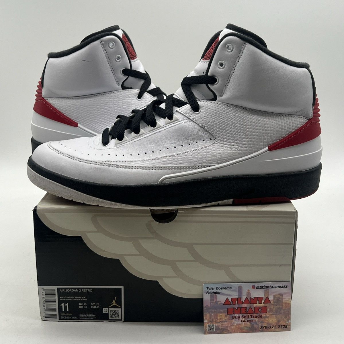 Jordan Brand Air Jordan 2 Chicago Size US 11 / EU 44 - 1 Thumbnail