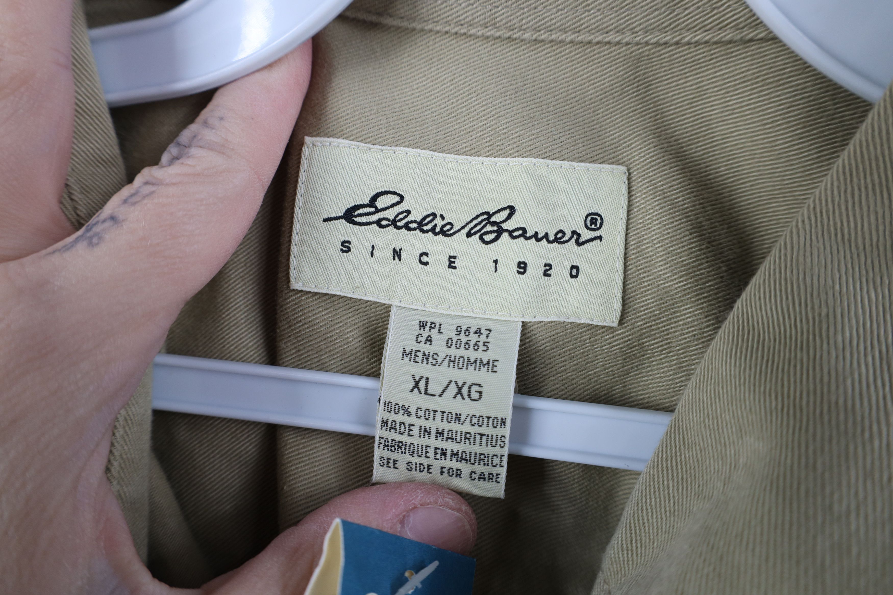 Eddie Bauer Deadstock Vintage 90s Eddie Bauer Short Sleeve Button Shirt Size US XL / EU 56 / 4 - 8 Thumbnail