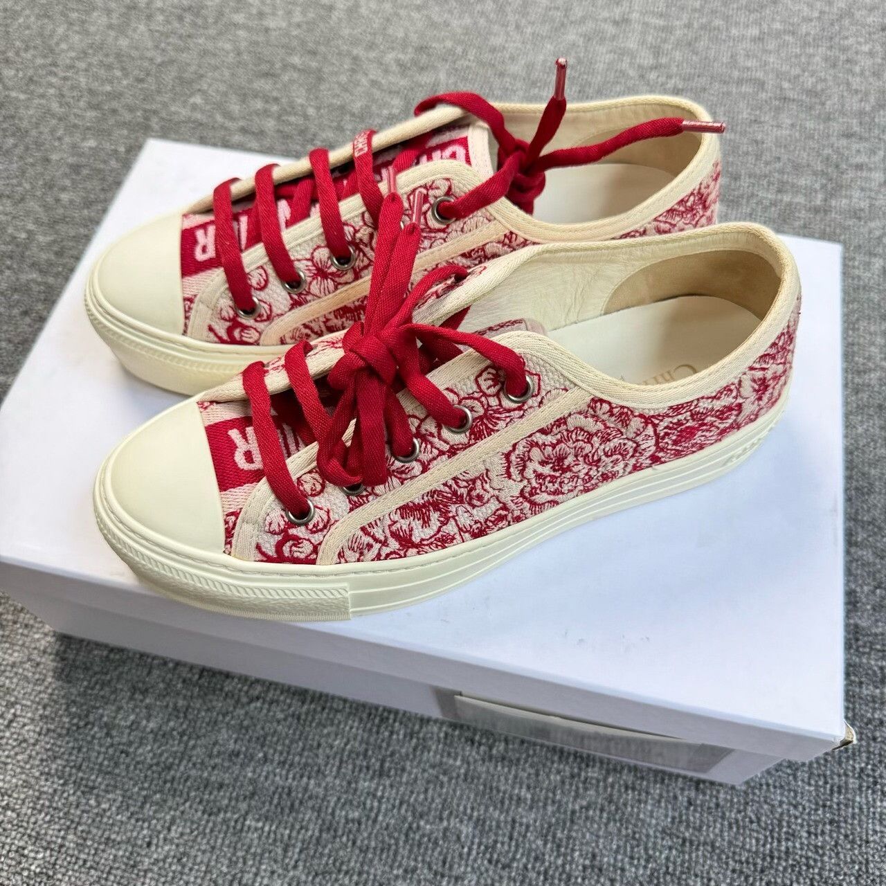 Dior Dior Red Lowtop Sneakers us_6 Women Size US 6 / IT 36 - 1 Thumbnail