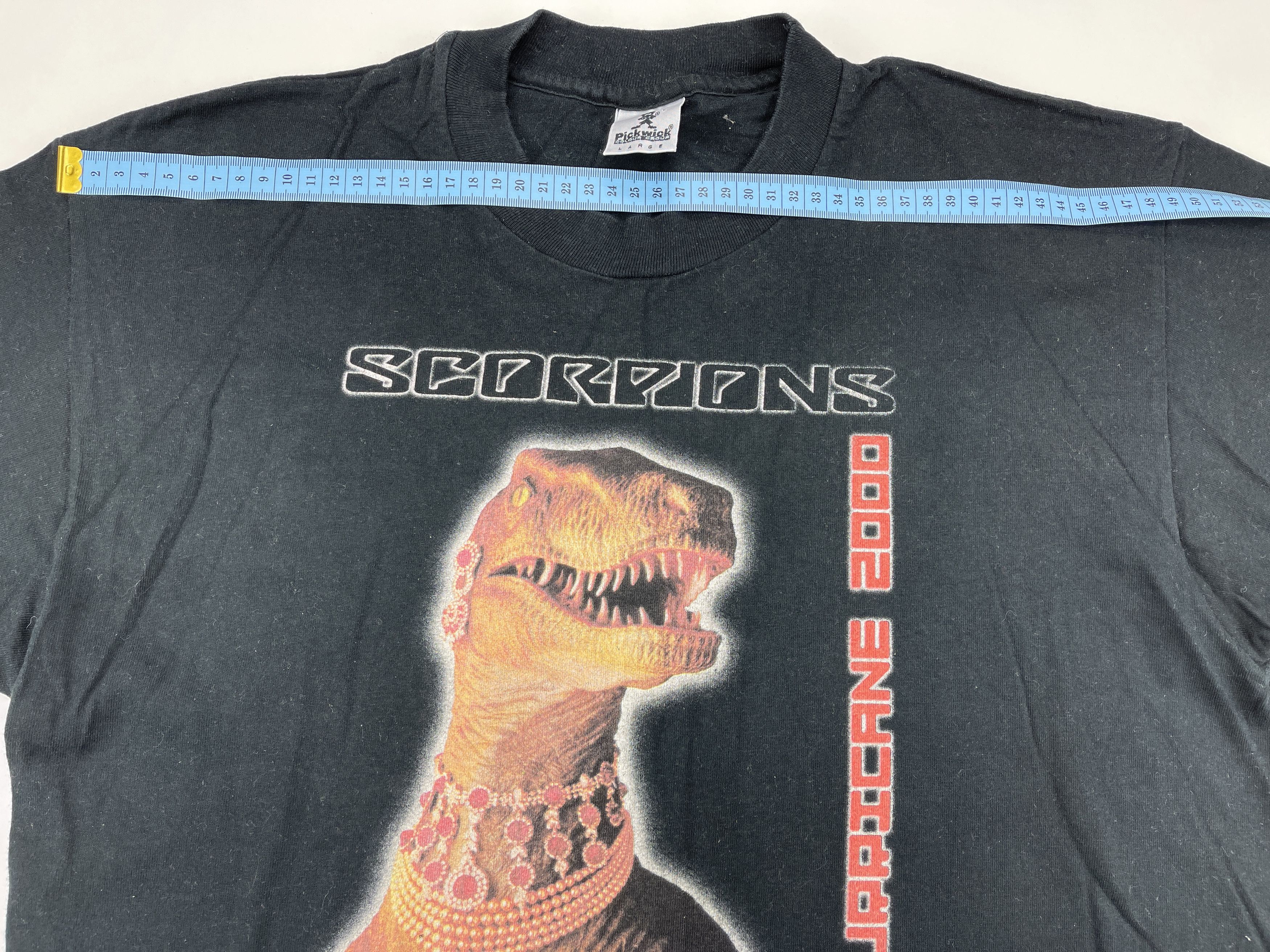 Band Tees Vintage Scorpions Band tshirt 2000 Hurricane Moment of Glory Size US L / EU 52-54 / 3 - 7 Thumbnail