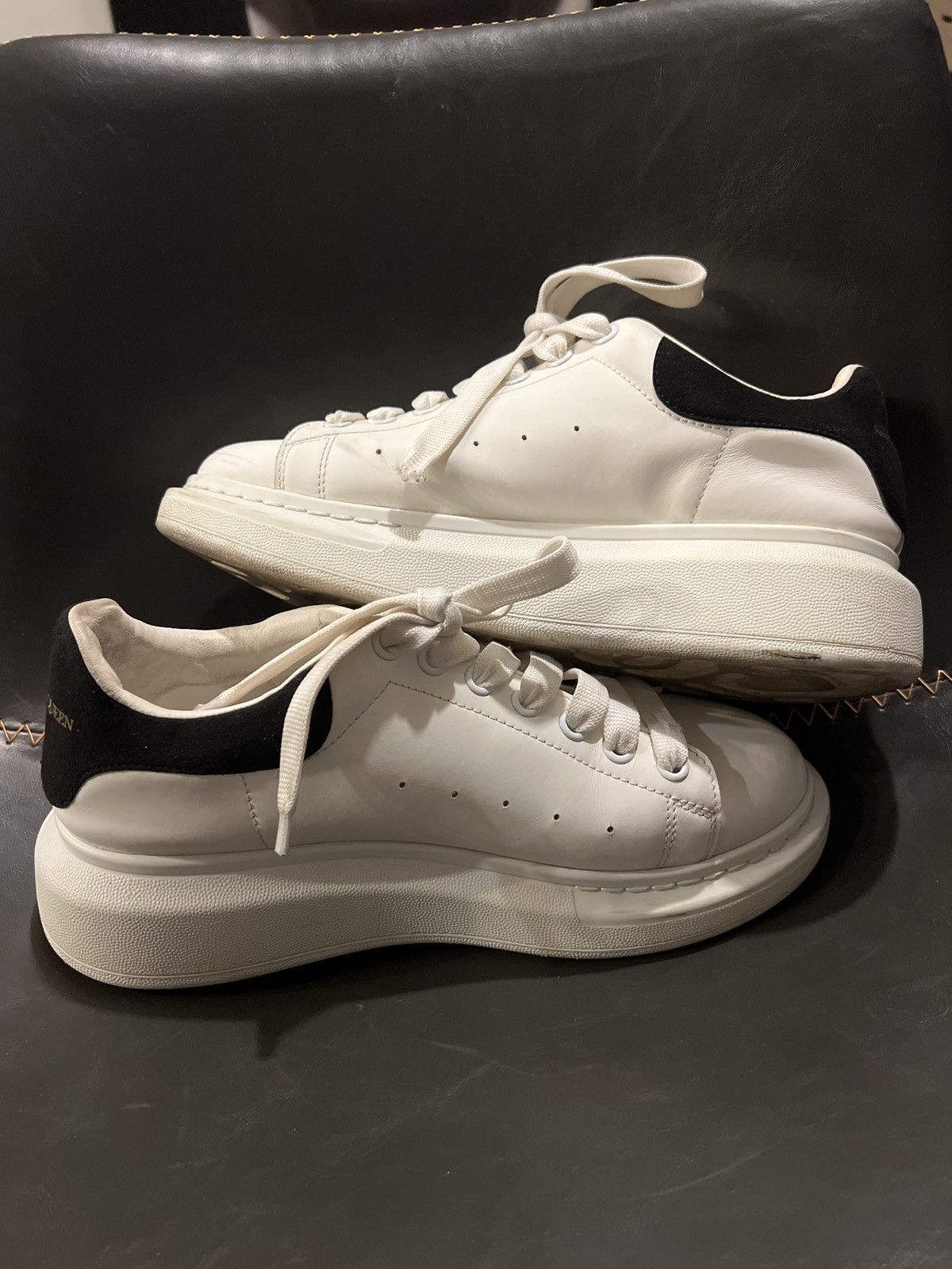 Alexander McQueen Alexander McQueen – Women’s – White/Black – EU 40 / US 9W Size US 10 / IT 40 - 5 Thumbnail