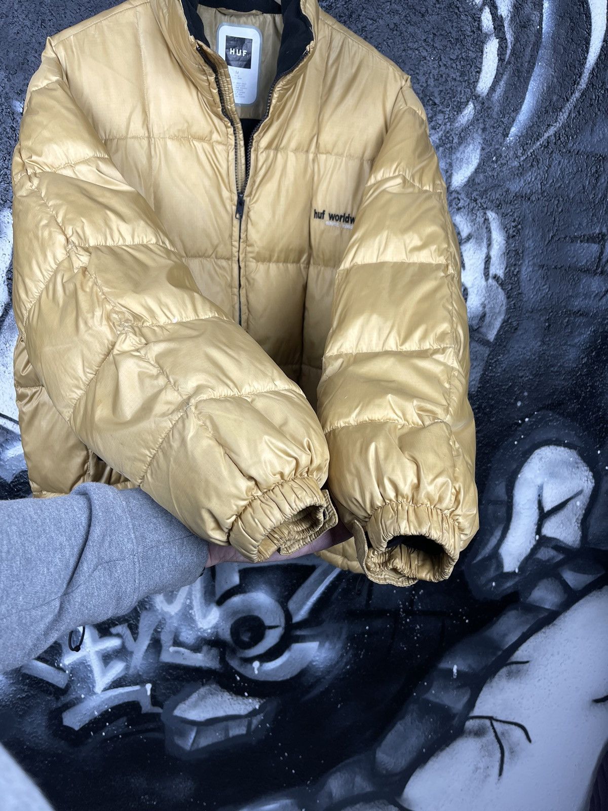 Huf × Vintage Huf Worldwide Down Puffer Jacket Men’s Size M Size US M / EU 48-50 / 2 - 8 Thumbnail
