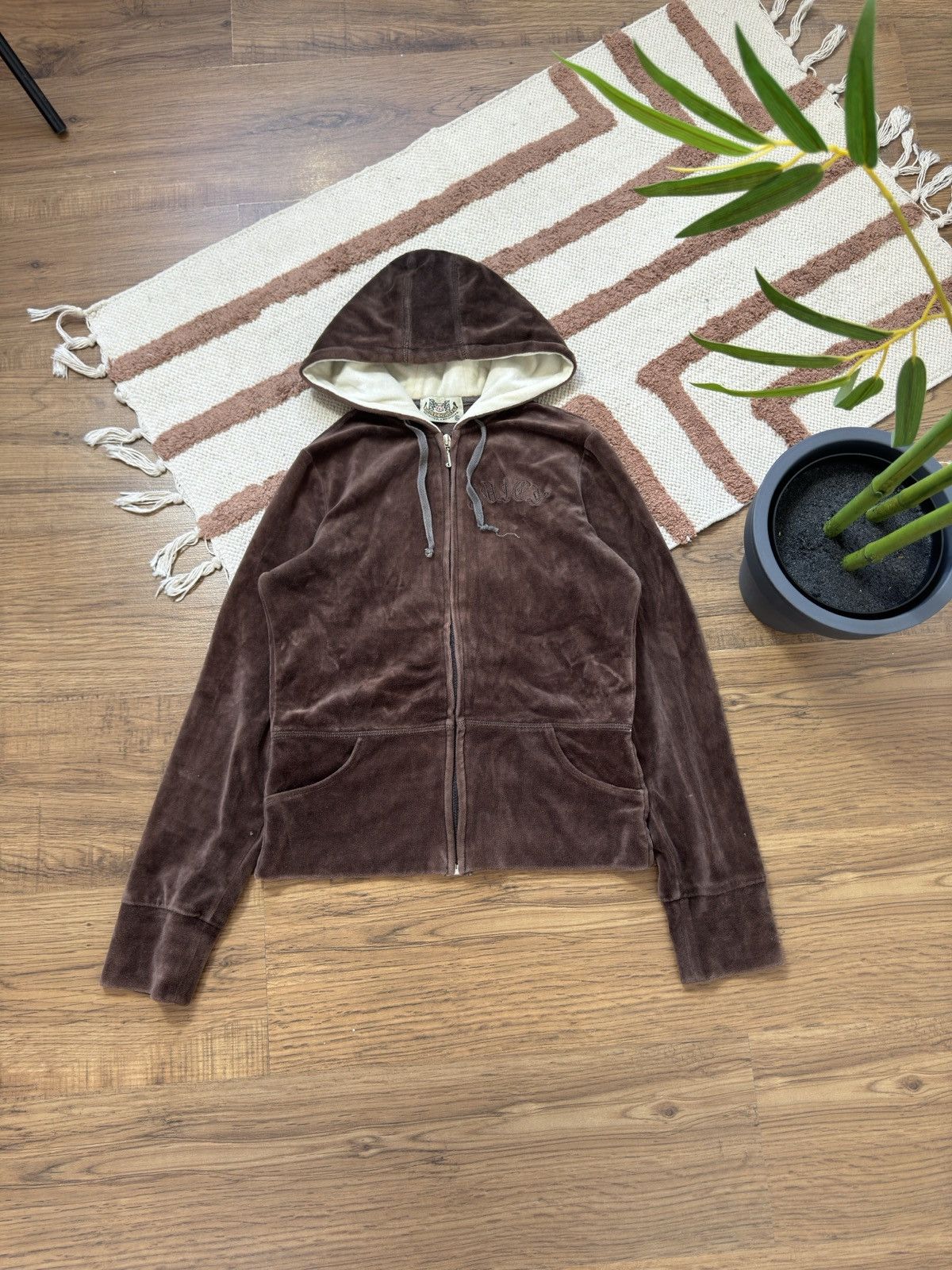 Juicy Couture VINTAGE JUICY COUTURE BIG LOGO Y2K BROWN ZIP HOODIE Size XL / US 12-14 / IT 48-50 - 2 Thumbnail
