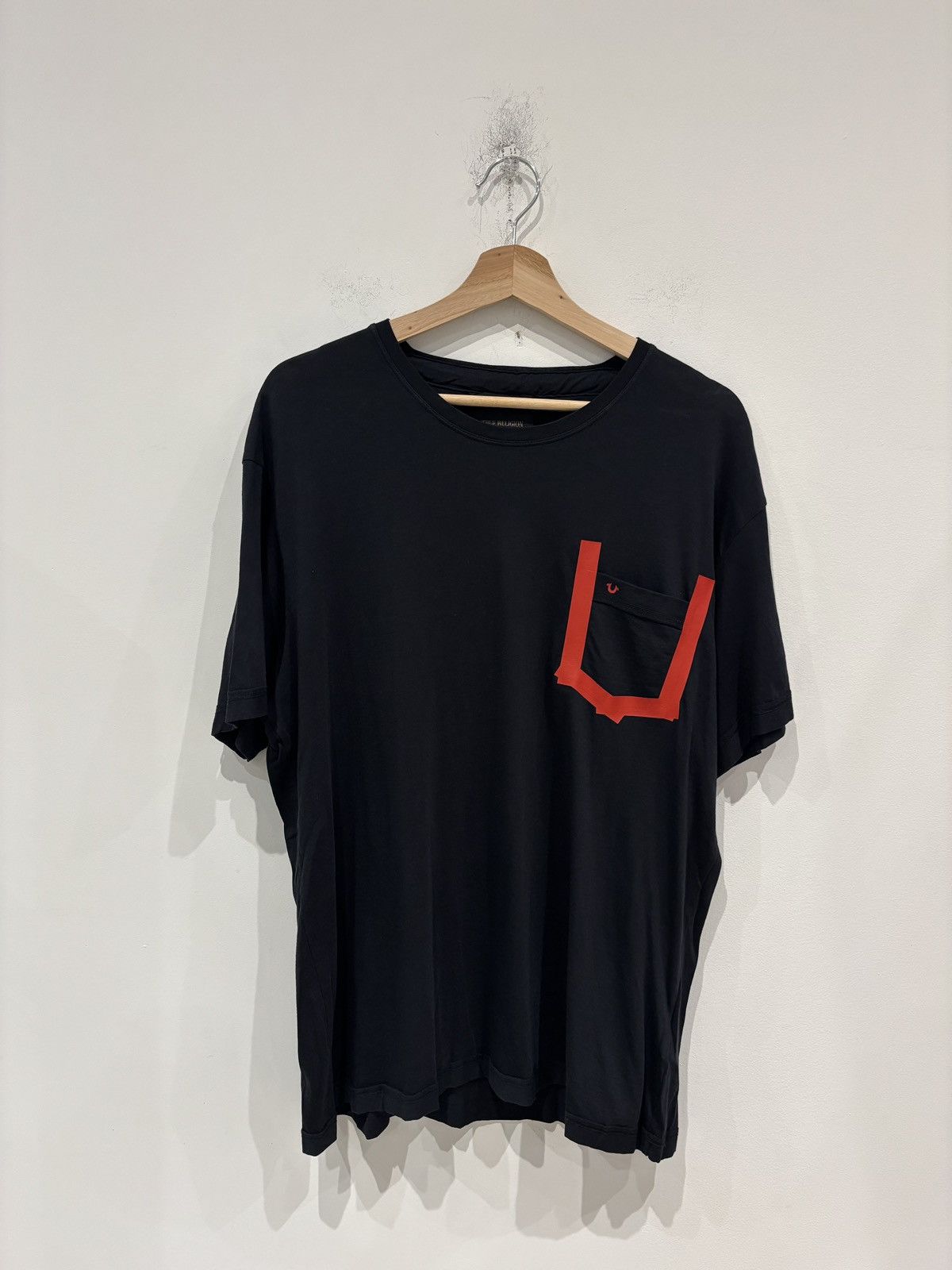 True Religion True Religion Pocket Tee Red/Black Size: L Size US L / EU 52-54 / 3 - 1 Thumbnail