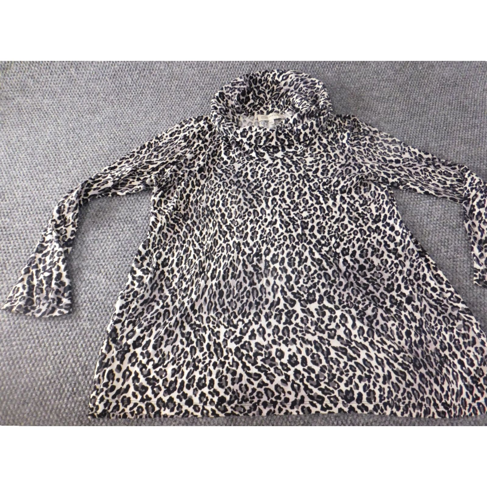 Jones New York Jones New York Blouse Shirt Womens L Gray Animal Print Turtleneck Pullover Stretch Casual Top Size L / US 10 / IT 46 - 3 Thumbnail