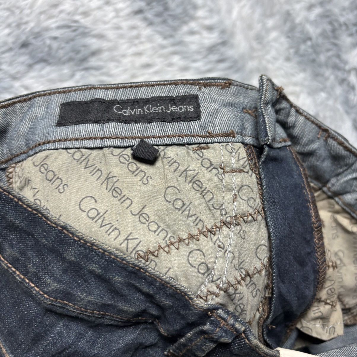 Calvin Klein Calvin Klein Women's Bootcut Jeans - Dark Rinse Size 28" / US 6 / IT 42 - 5 Thumbnail