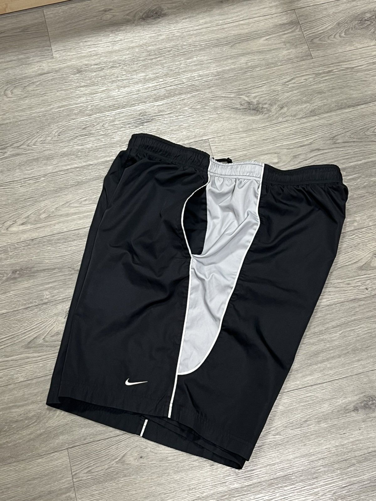Nike × Vintage Nike vintage streetwear shorts Size US 34 / EU 50 - 5 Thumbnail