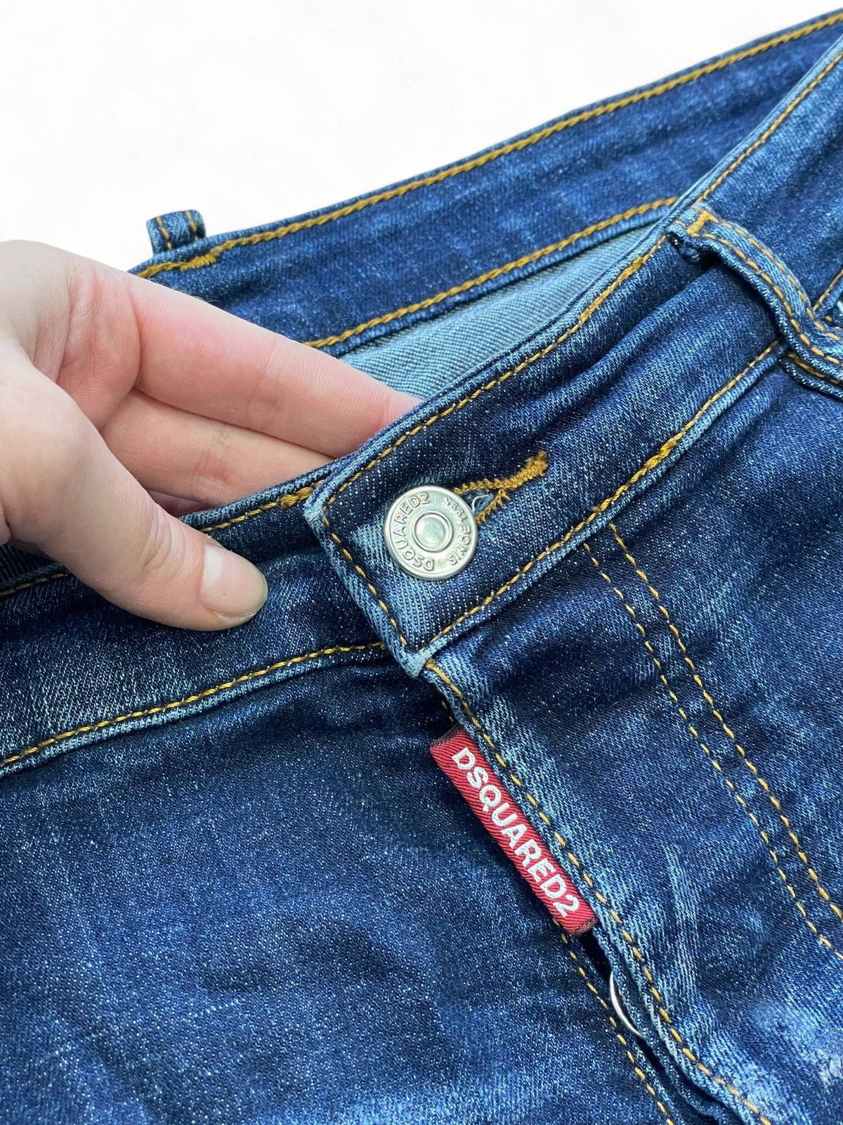 Dsquared2 Dsquared2 distressed blue denim jeans Y2K Italian fit Size US 36 / EU 52 - 4 Thumbnail