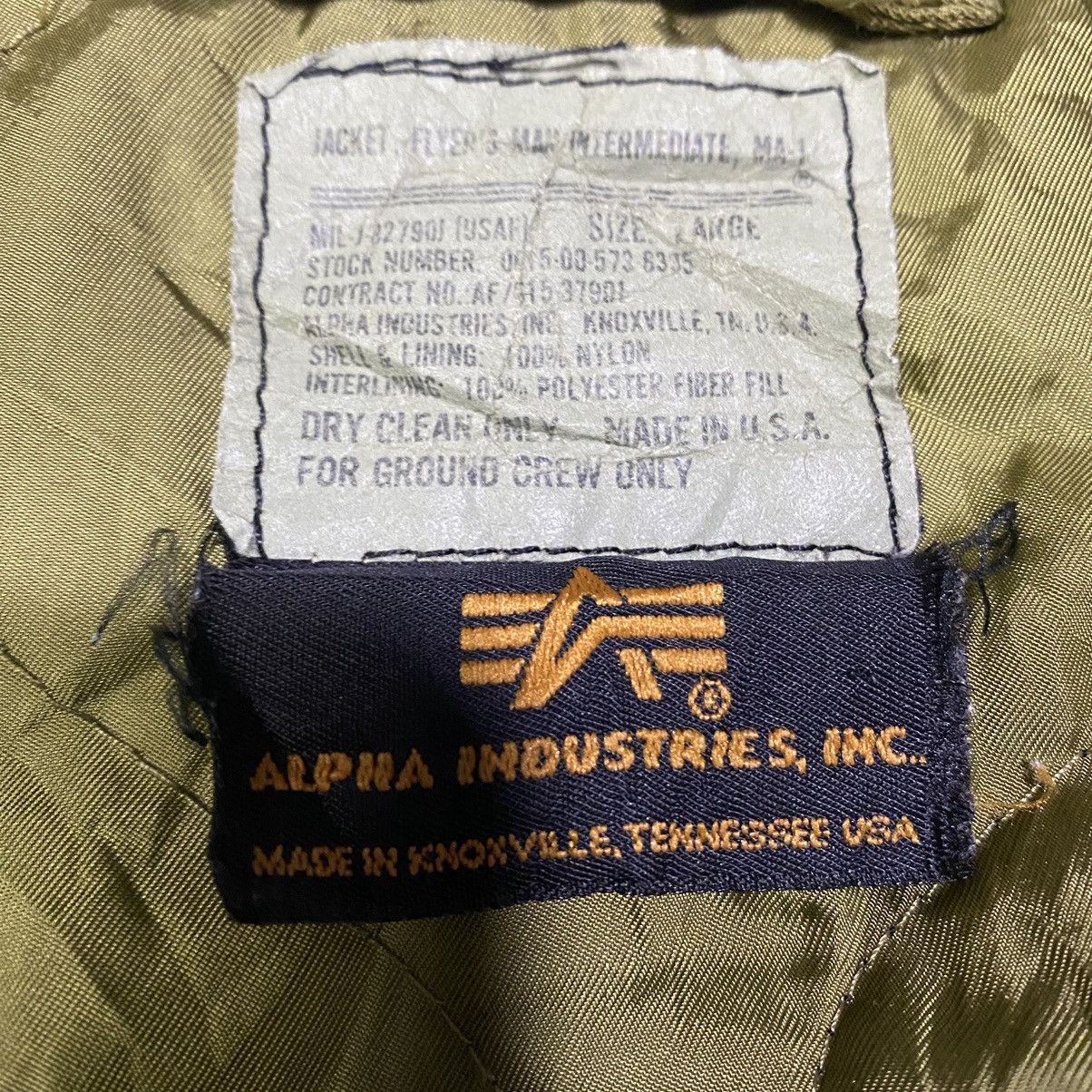 Alpha Industries VINTAGE ALPHA INDUSTRIES BOMBER FLIGHT JACKET Size US L / EU 52-54 / 3 - 19 Thumbnail
