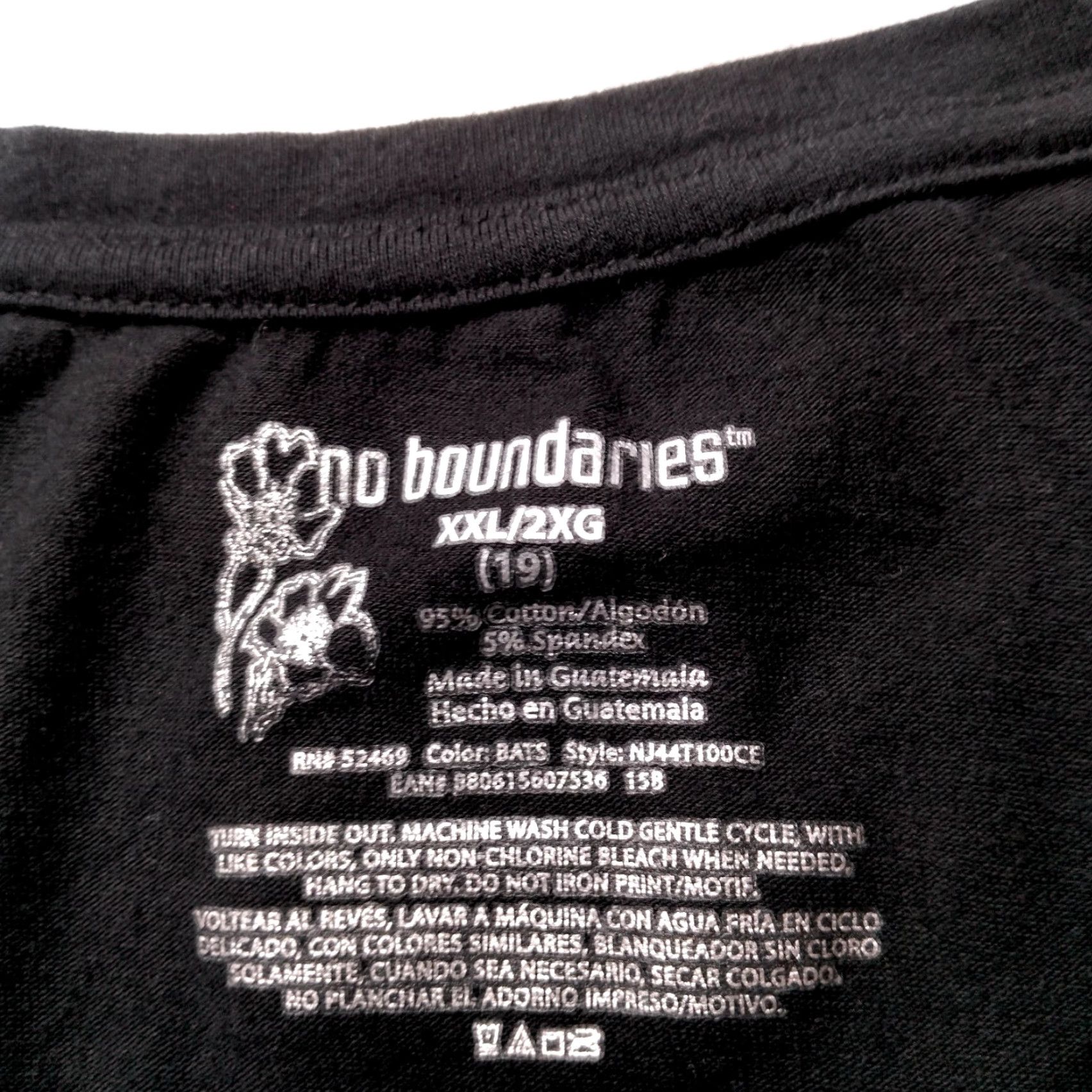 Vintage No Boundaries Bat Shirt Juniors XXL Black Gold Animal Print Graphic T-Shirt Halloween Womens Size XXL / US 16-18 / IT 52-54 - 7 Thumbnail
