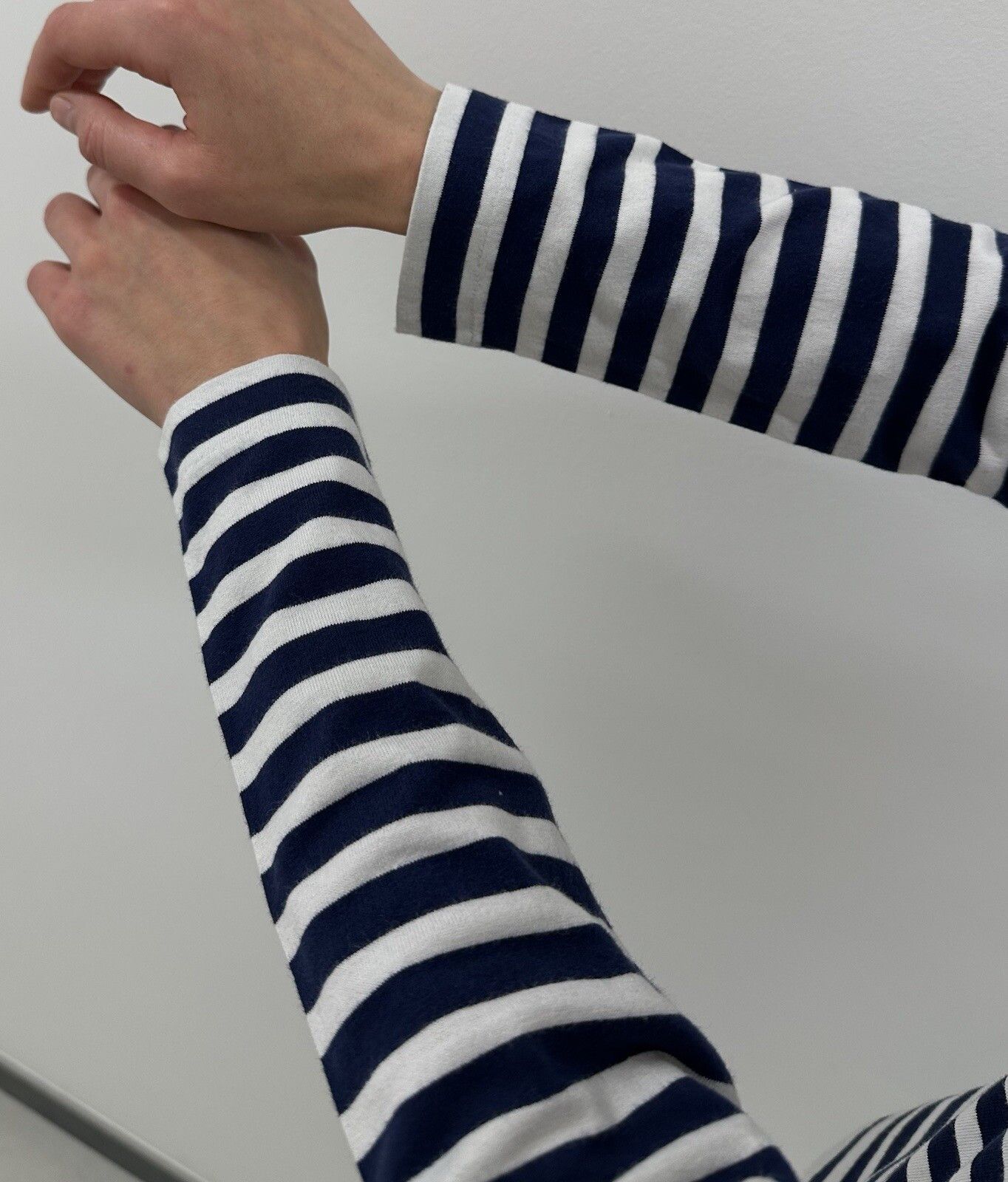 Comme des Garcons PLAY Play Comme Des Garçons Shirt Long sleeve Top Striped Hearts Size M / US 6-8 / IT 42-44 - 8 Thumbnail