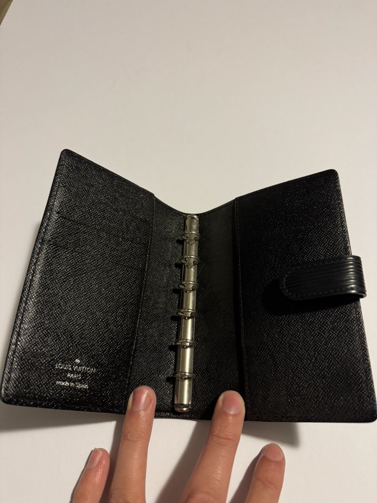 Louis Vuitton Louis Vuitton agenda wallet Size ONE SIZE - 2 Thumbnail