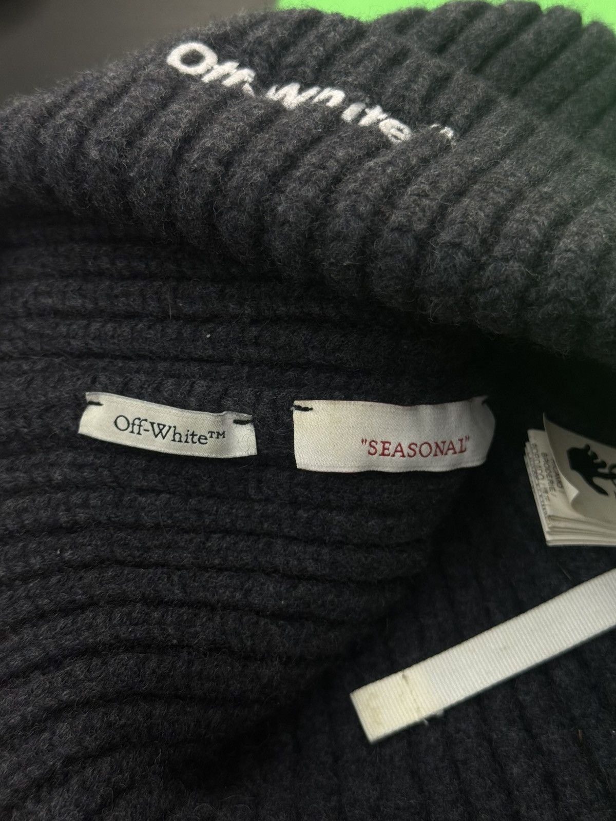 Off-White Off White Grey Beanie Hat Pre Owned 🧼 Size ONE SIZE - 9 Thumbnail