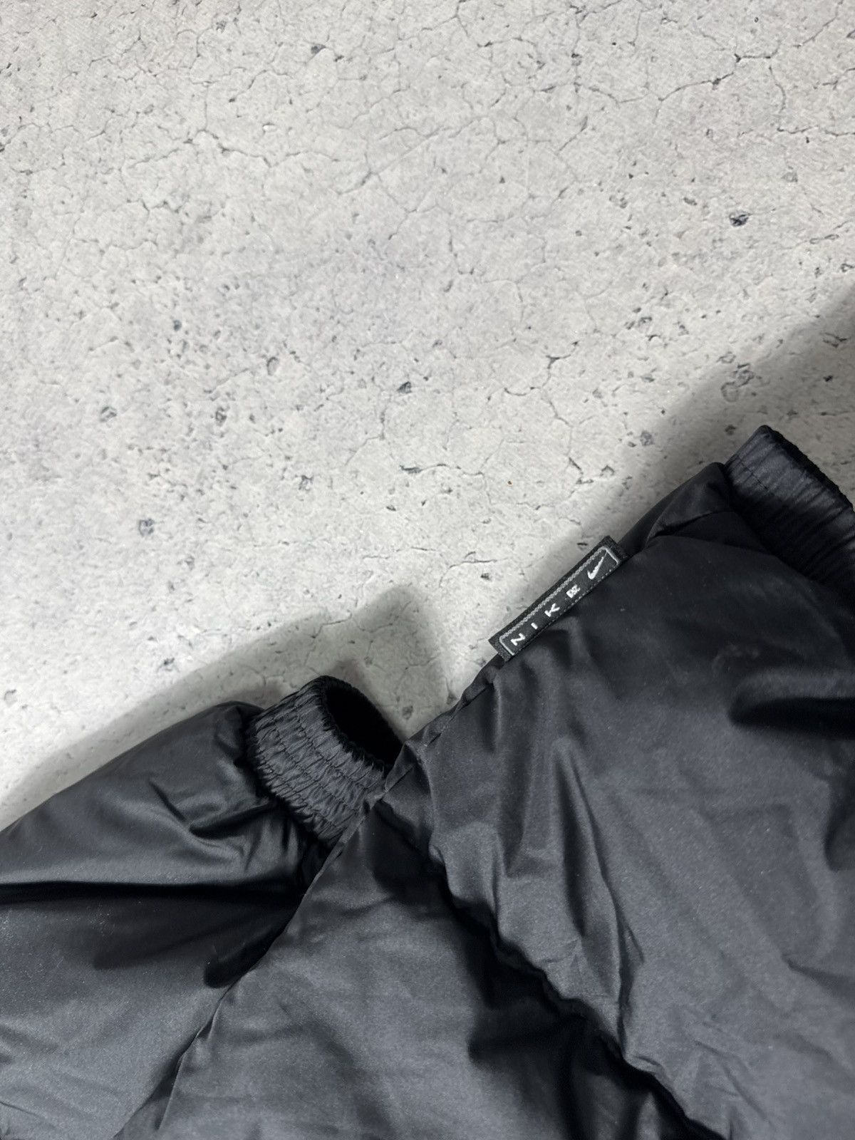 Nike Nike Down Puffer Jacket Black Swoosh Drill Size XL Size US XL / EU 56 / 4 - 12 Thumbnail