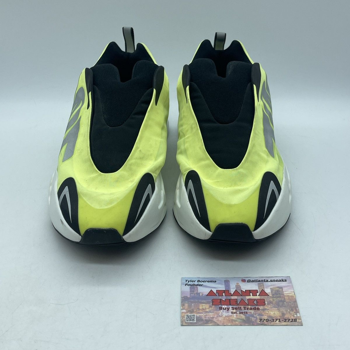 Adidas Yeezy boost 700 phosphor Size US 9.5 / EU 42-43 - 2 Thumbnail