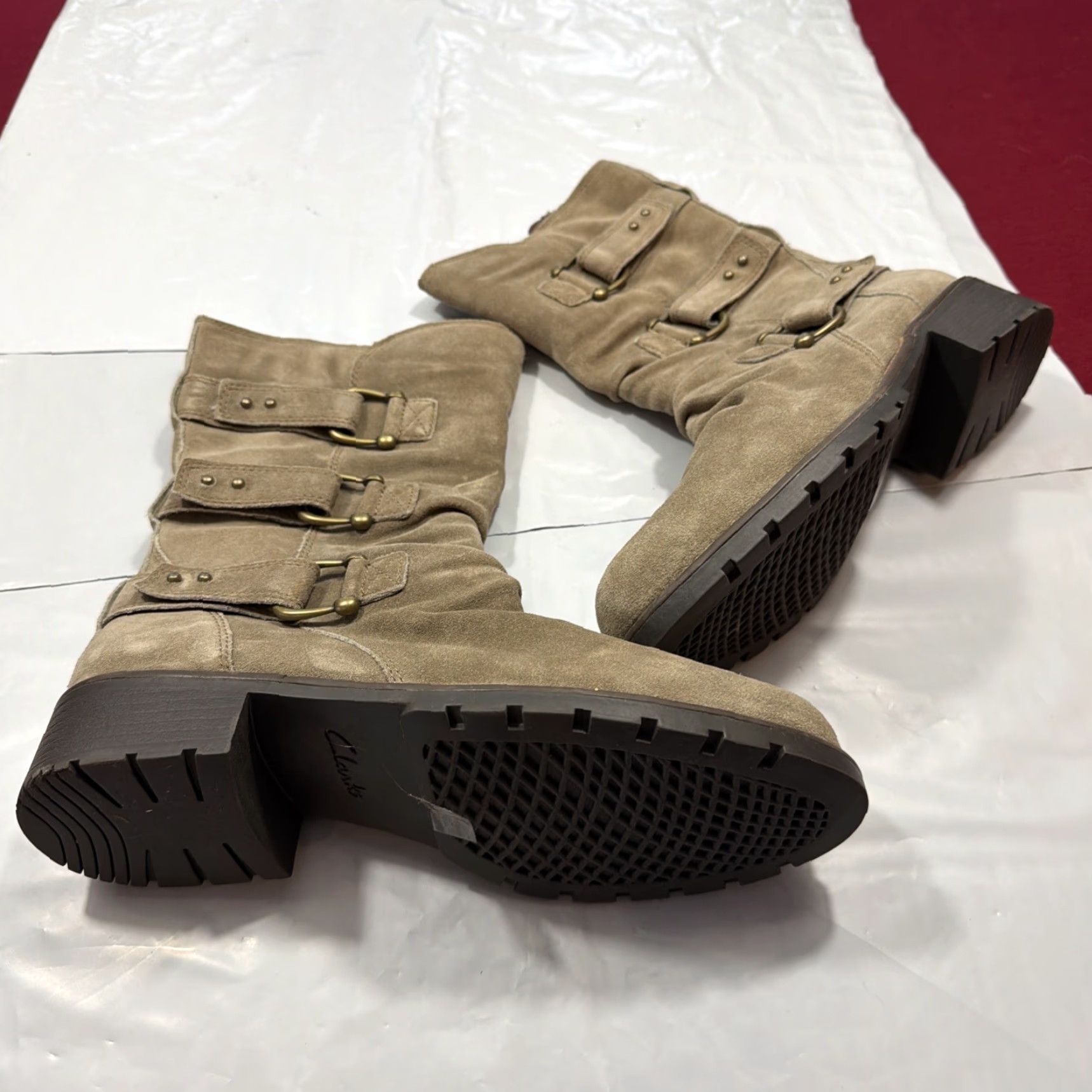 Clarks Boots Mid Calf Tan Suede Leather Side Zip 3 Strap Buckles 60935 Womens Size 8M
