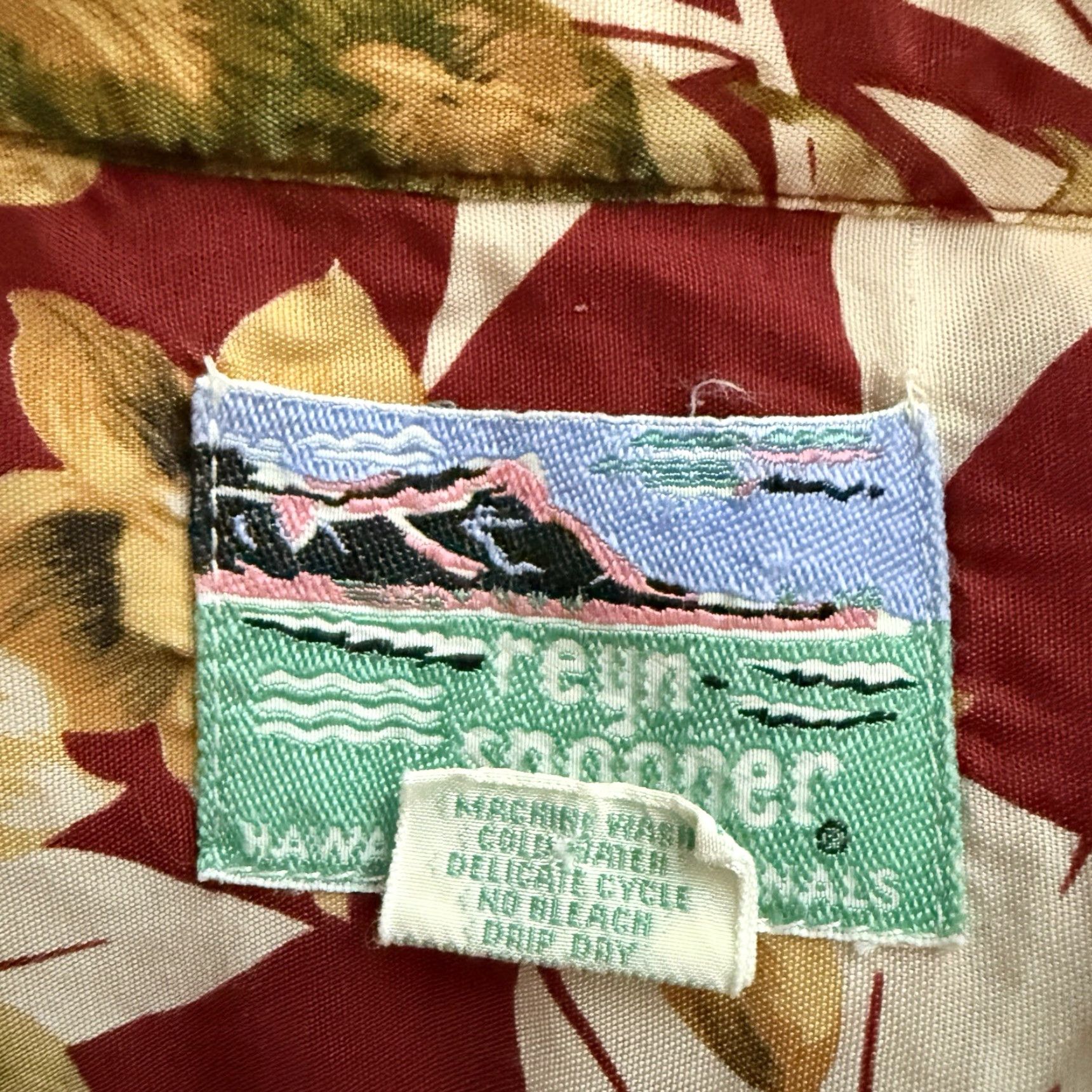 Reyn Spooner VTG Reyn Spooner Hawaiian Shirt Mens M Red Floral Print Rayon Short Sleeve Button-Up 90s Ocean Fiesta Mens Size US M / EU 48-50 / 2 - 4 Thumbnail