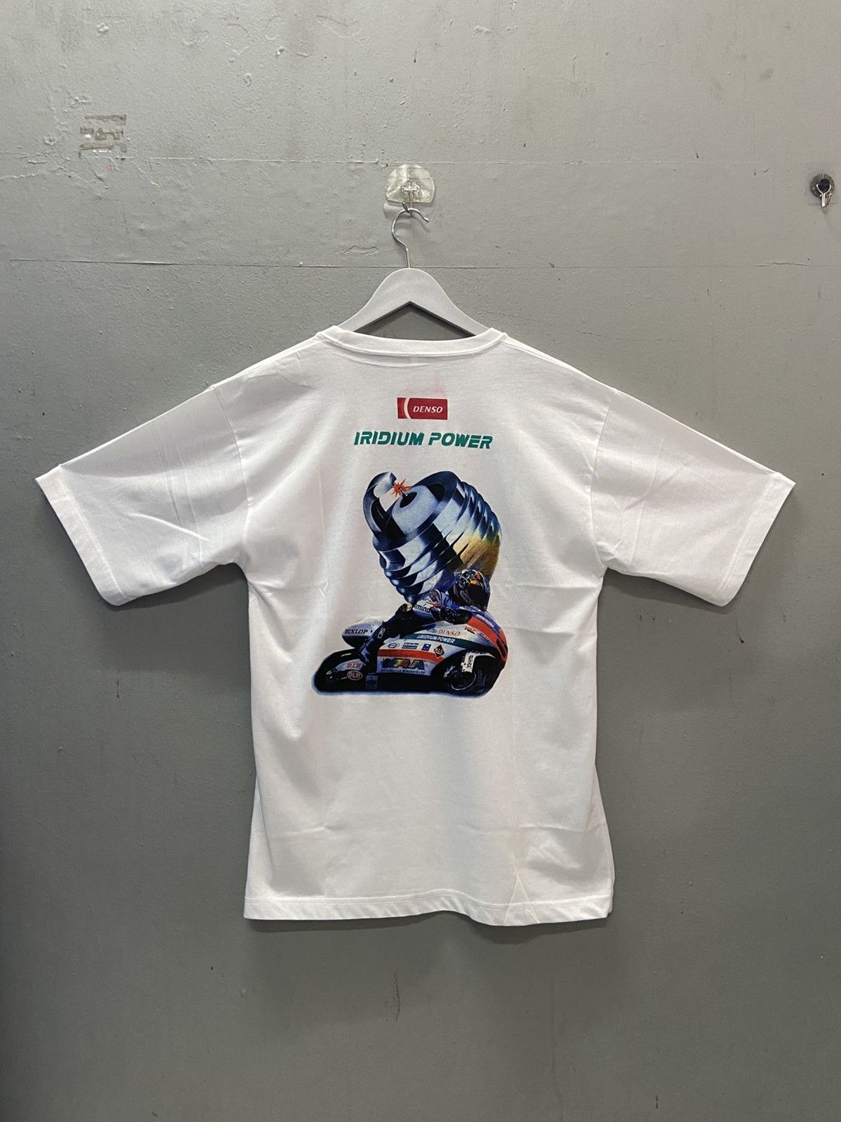 Japanese Brand VINTAGE DENSO SPARK PLUGS IRIDIUM POWER TEE SHIRT Size US M / EU 48-50 / 2 - 1 Thumbnail