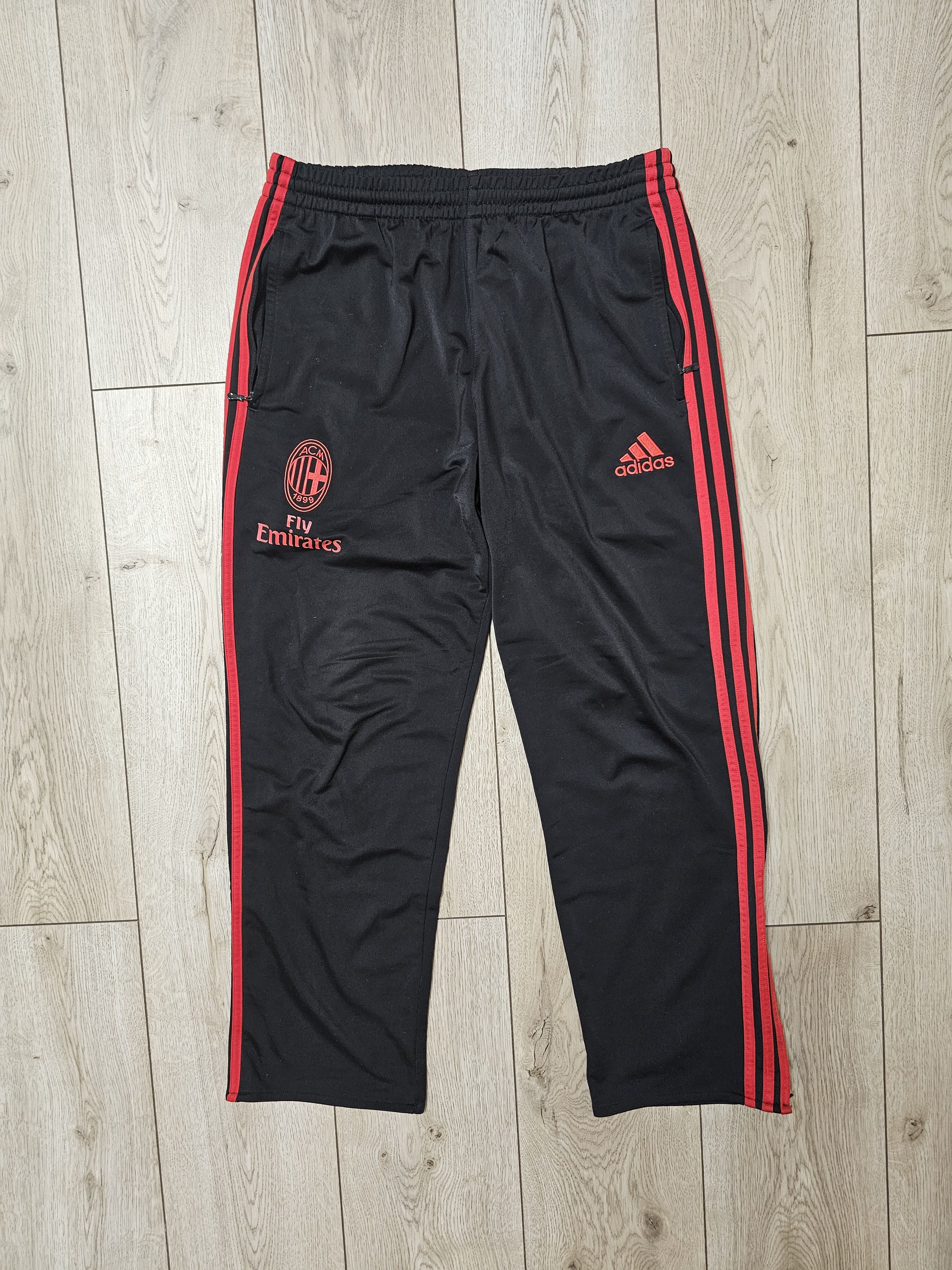 Adidas AC MILAN 2011 2012 TRACKSUIT FOOTBALL TRACKSUIT SOCCER Size US M / EU 48-50 / 2 - 4 Thumbnail