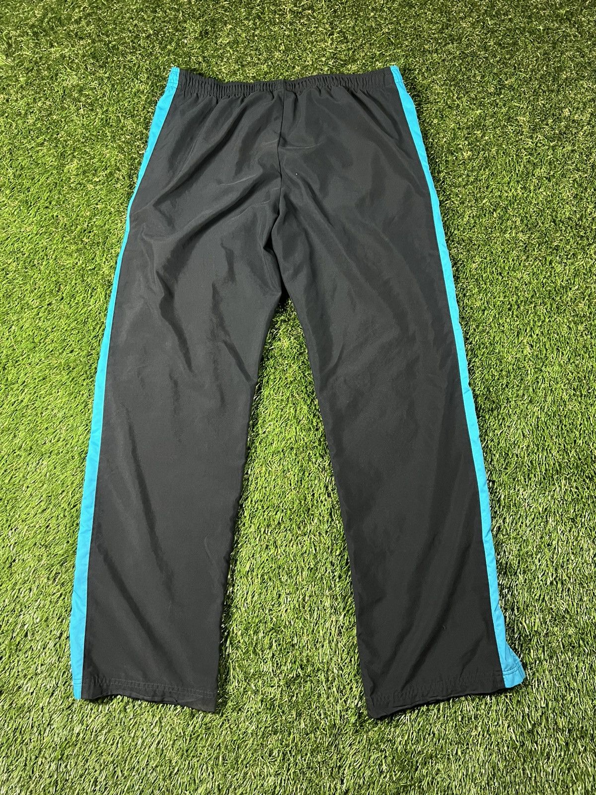 Nike Vintage Y2k Nike Baggy Nylon Fall Aqua Track Sweat Pants Size US 32 / EU 48 - 4 Thumbnail