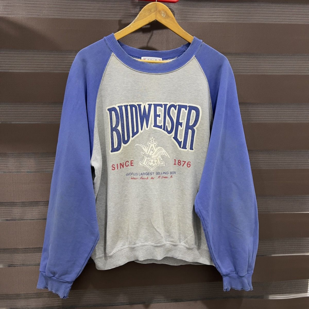 Vintage Vintage Sweatshirt Budweiser Size US L / EU 52-54 / 3 - 1 Thumbnail