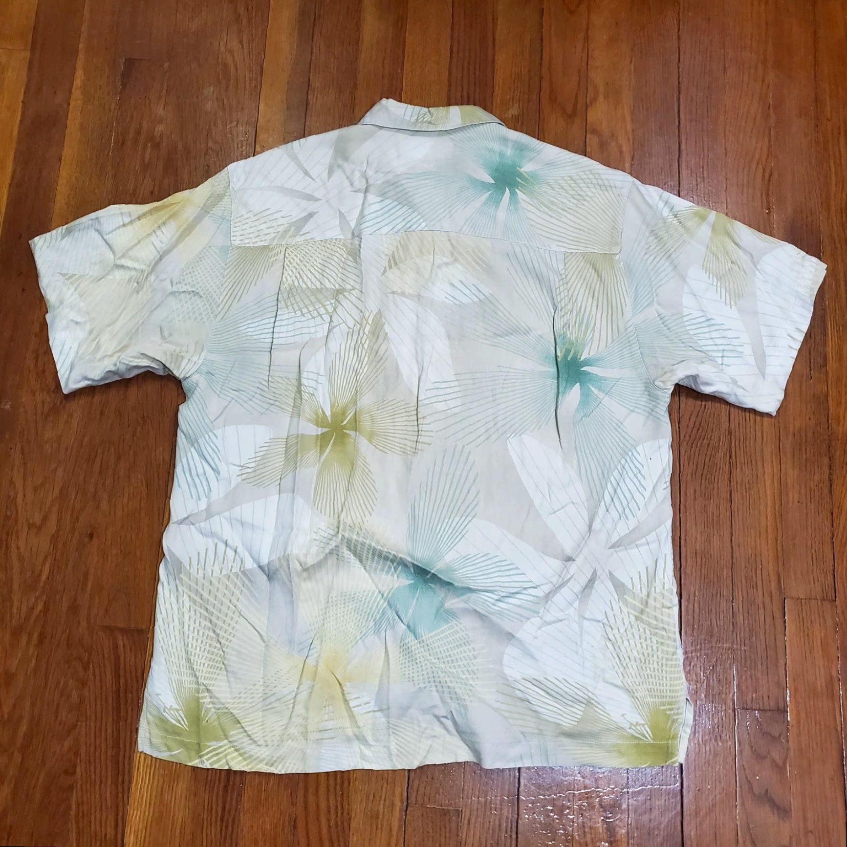 Tommy Bahama Tommy Bahama Shirt Mens M White Silk Twill Floral Hawaiian Camp Button Front Size US M / EU 48-50 / 2 - 7 Thumbnail