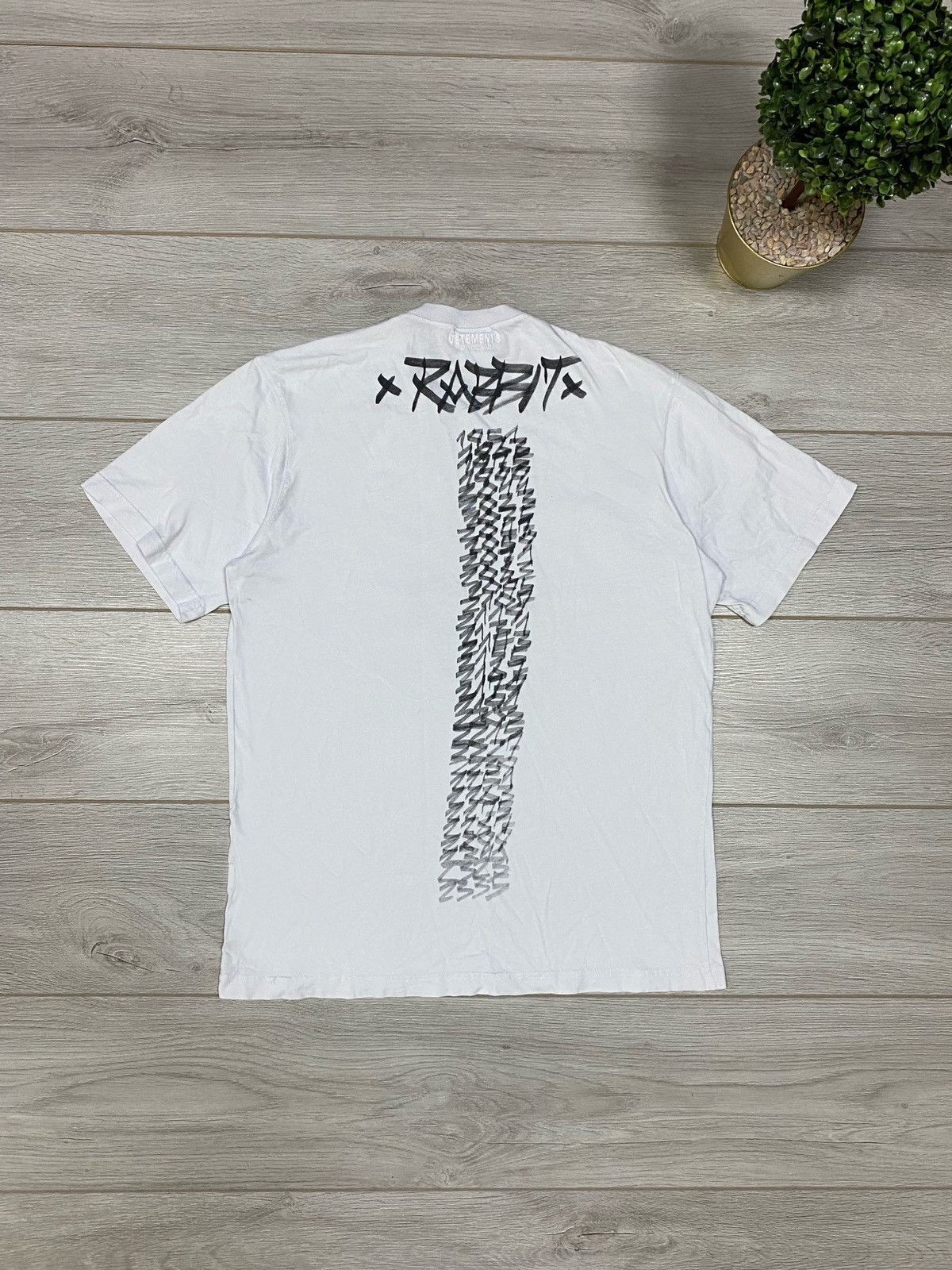 image of Vetements Rabbit T-Shirt in White, Men's (Size Small)