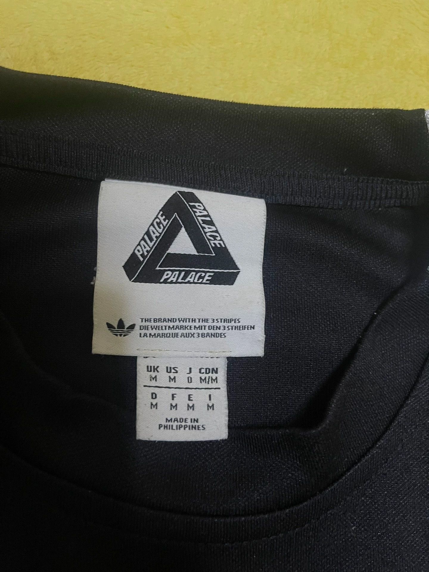 Palace Palace x Adidas Black White Panda Big Triangle Jersey M Size US M / EU 48-50 / 2 - 5 Thumbnail