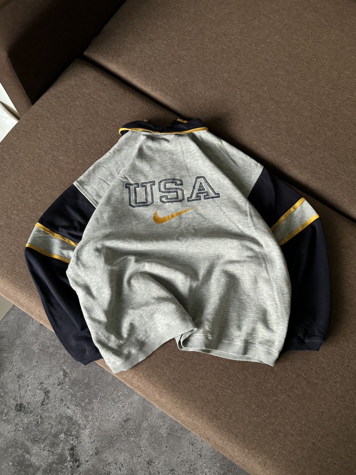 Nike × Vintage Vintage Nike USA oversized big logo 1/3 sweatshirt Size US XL / EU 56 / 4 - 1 Thumbnail