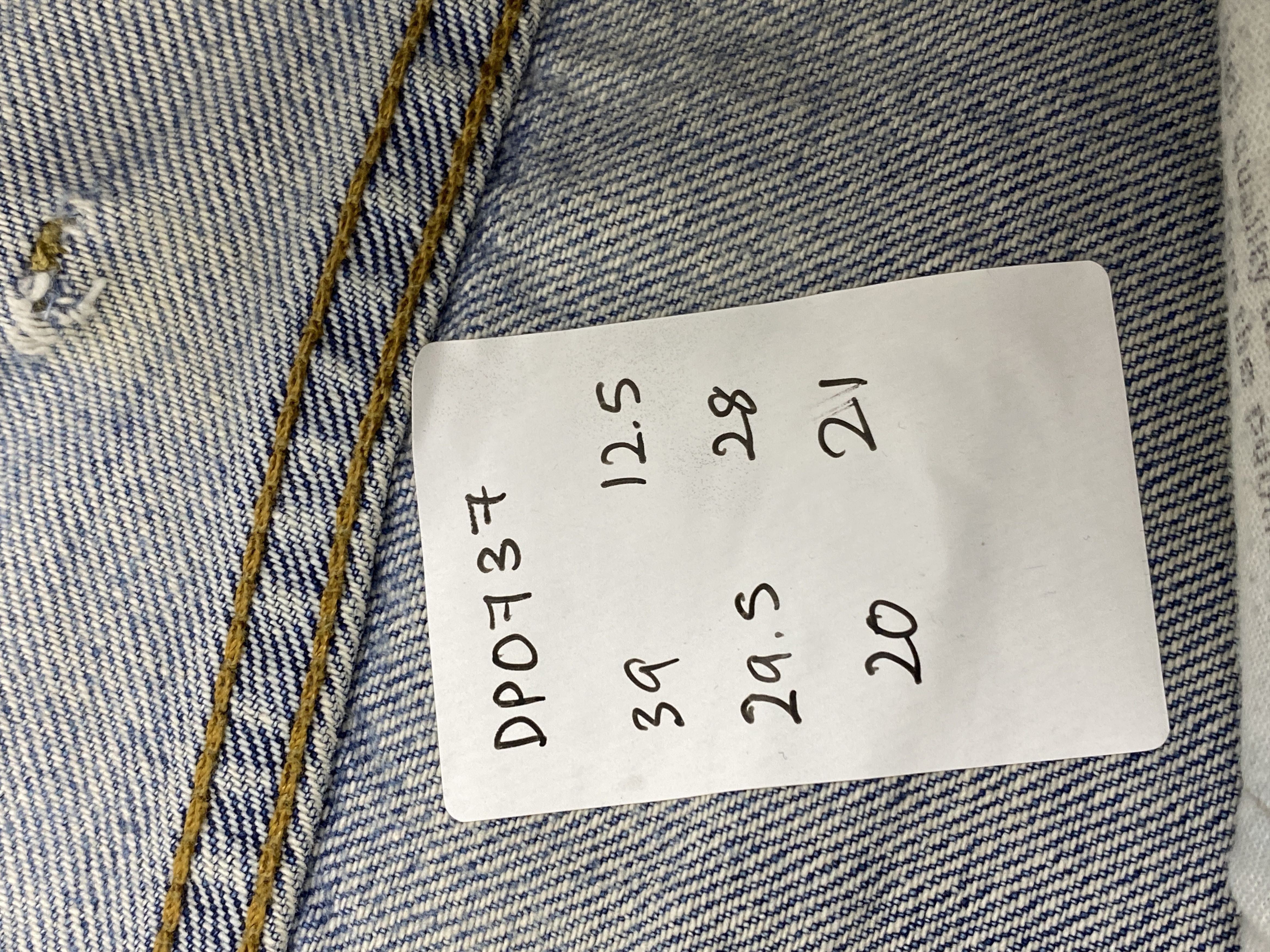 Levi's × Vintage Vintage Levis 569 Loose Straight Cut Jeans Size US 39 - 17 Thumbnail