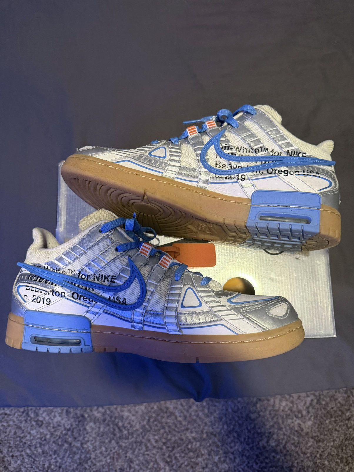 Nike × Off-White Off-White UNC Nike Air Rubber Dunk Size 11 Size US 11 / EU 44 - 3 Thumbnail