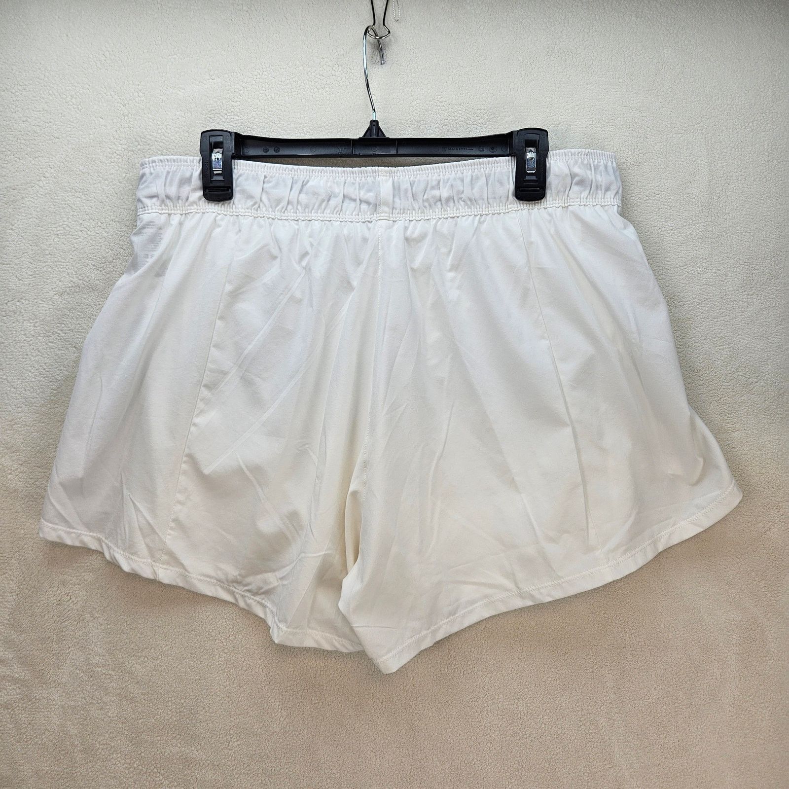 Nike NIKE WOMEN'S XL WHITE FLEX ESSENTIAL 2 IN 1 TRAINING SHORTS Size 33" - 5 Thumbnail